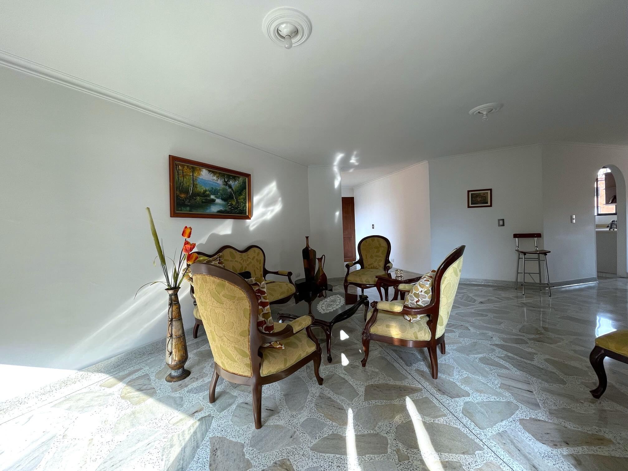 Apartamento En Venta Laureles Medellín