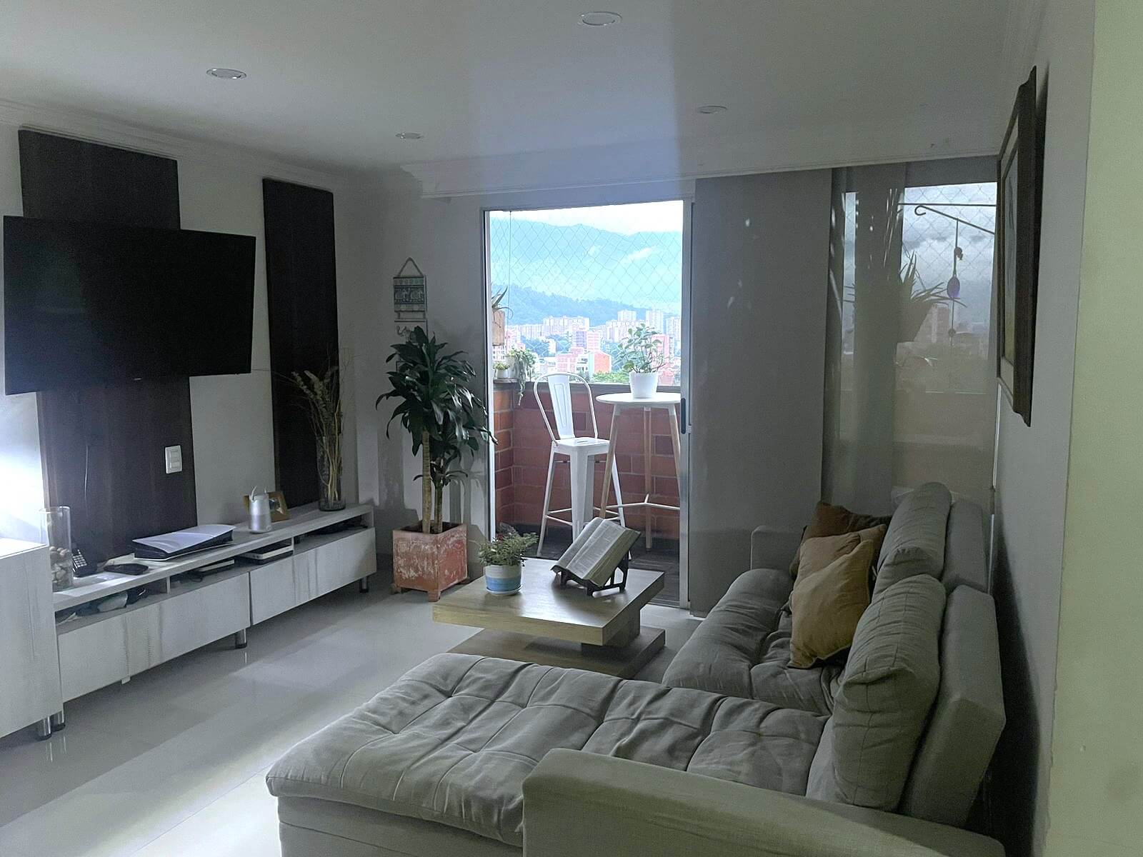Apartamento En Venta Calasanz Parte Baja Medellín