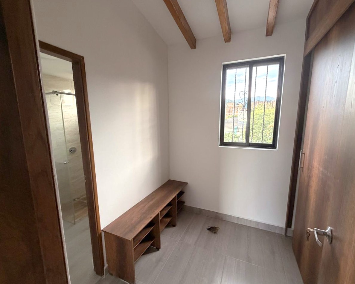 Apartamento Dúplex En Venta Barrio Cristóbal Medellín Antioquia