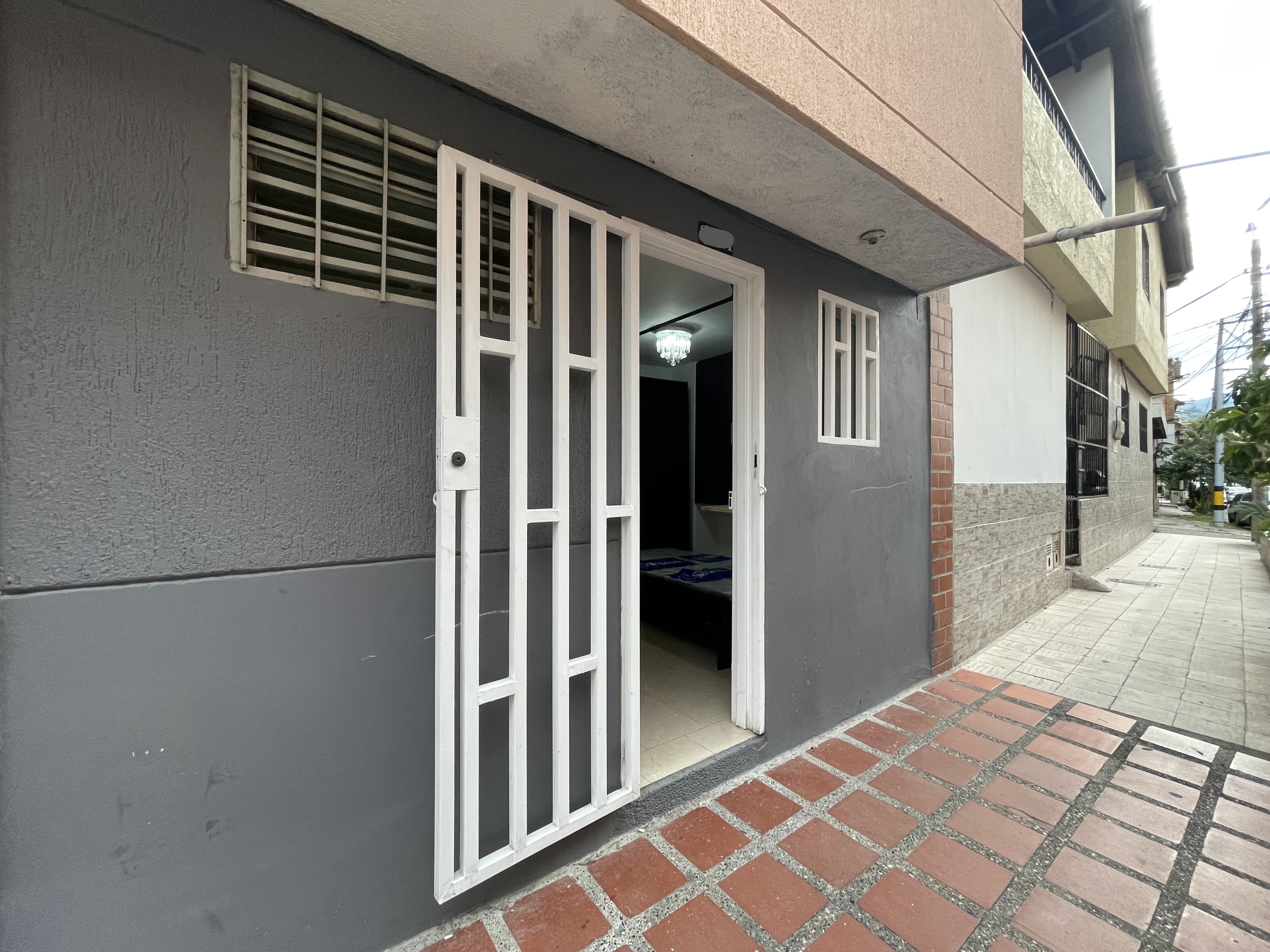 Apartaestudio En Arriendo Barrio Cristóbal Medellín