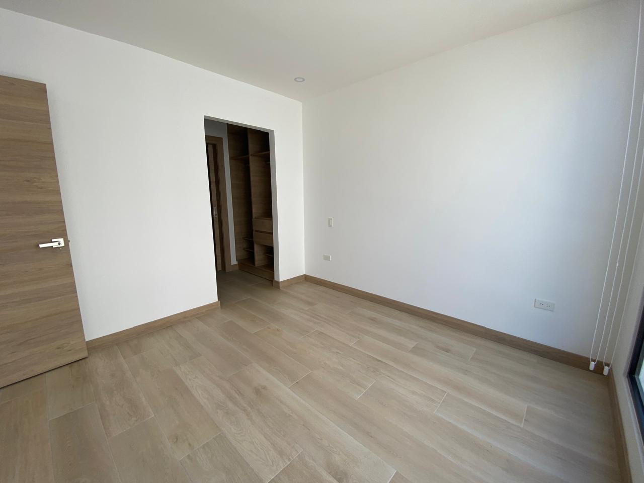 Cumbayá, Hermosa Suite en Venta, 50m2