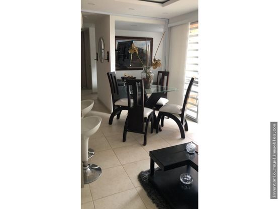 VENTA APTO URBANIZACIÓN CARMESI