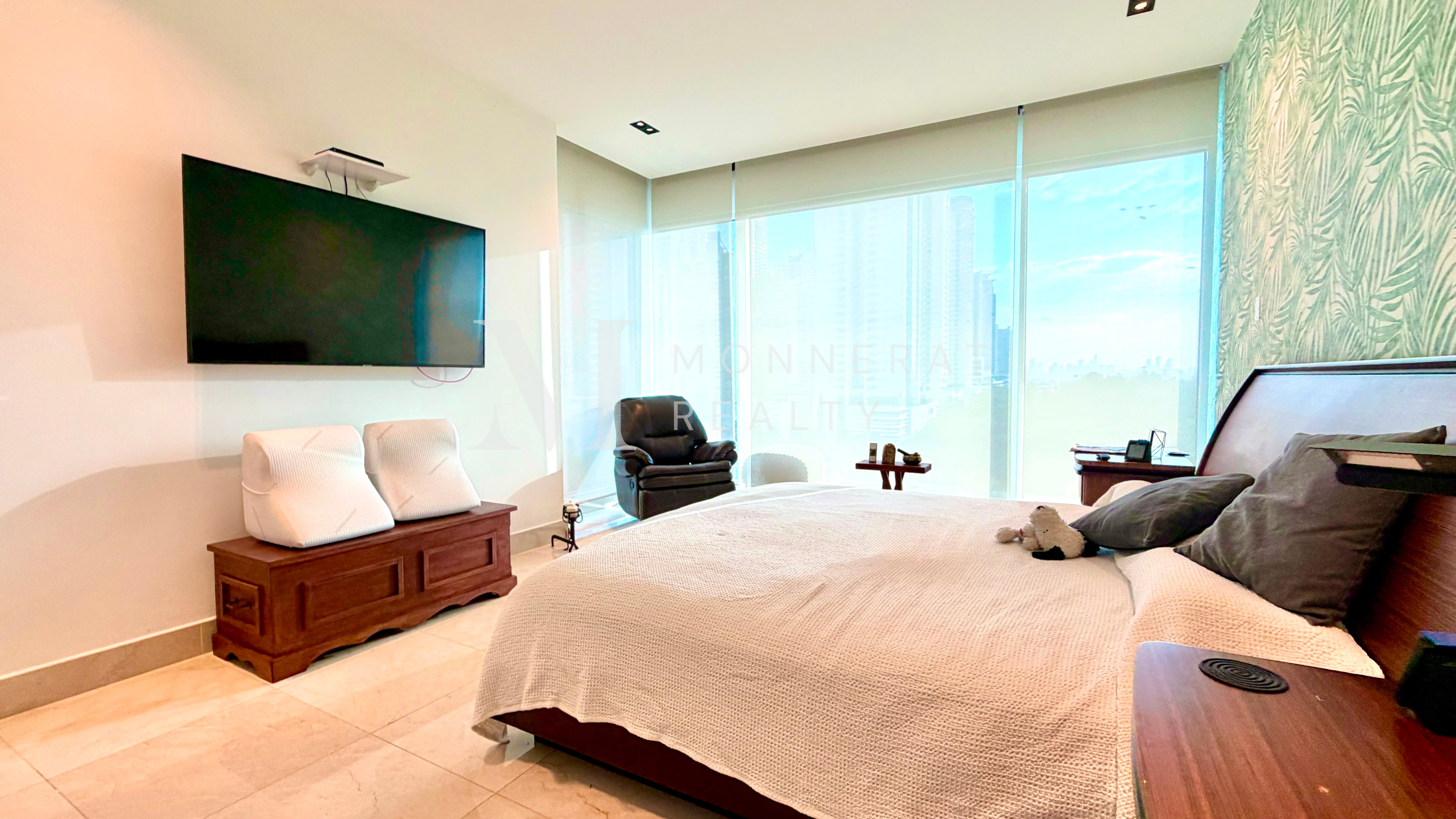 Se vende apartamento de 4 recamaras en Costa del Este
