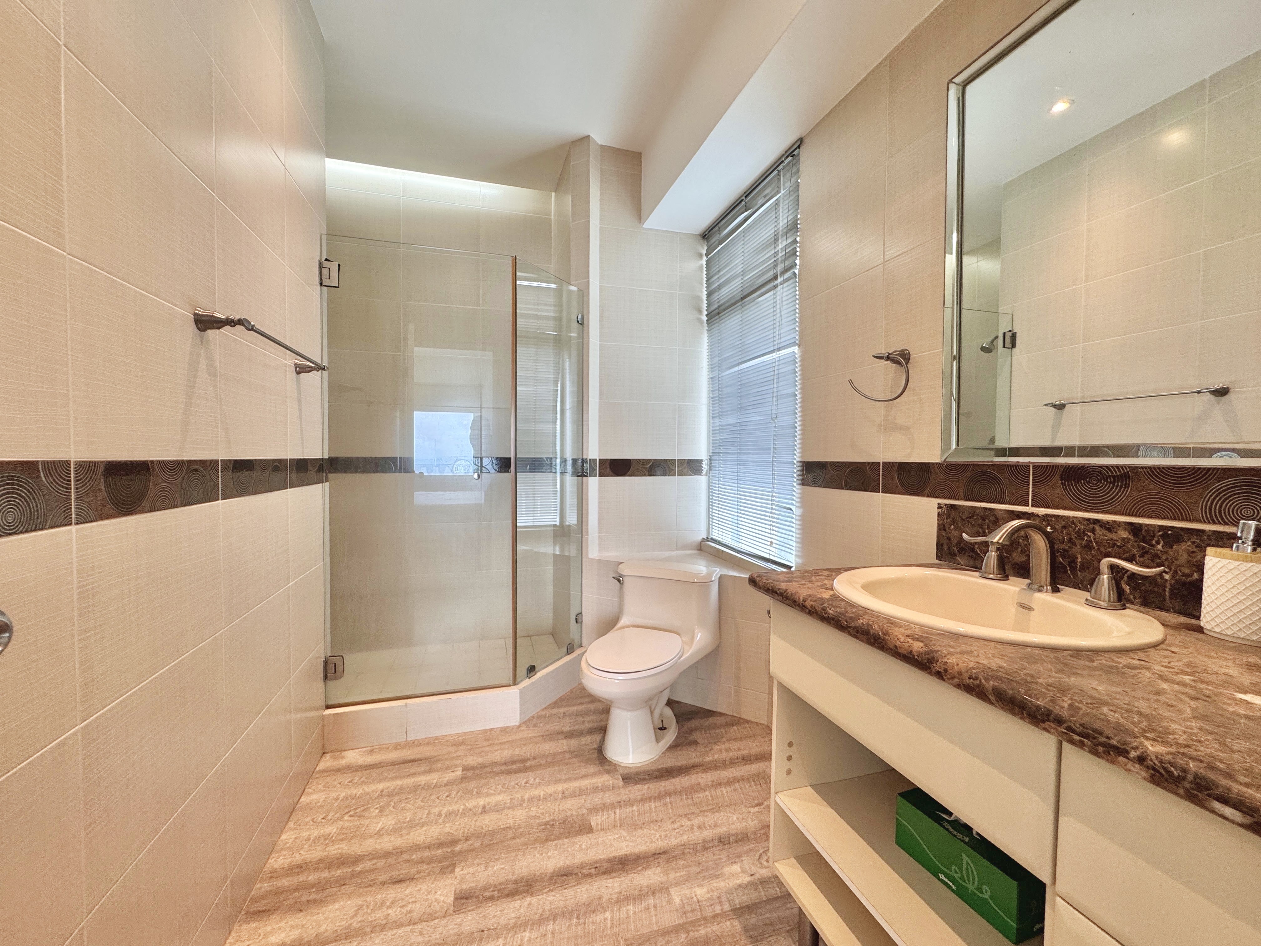 Alquiler apartamento amueblado en Avenida Balboa