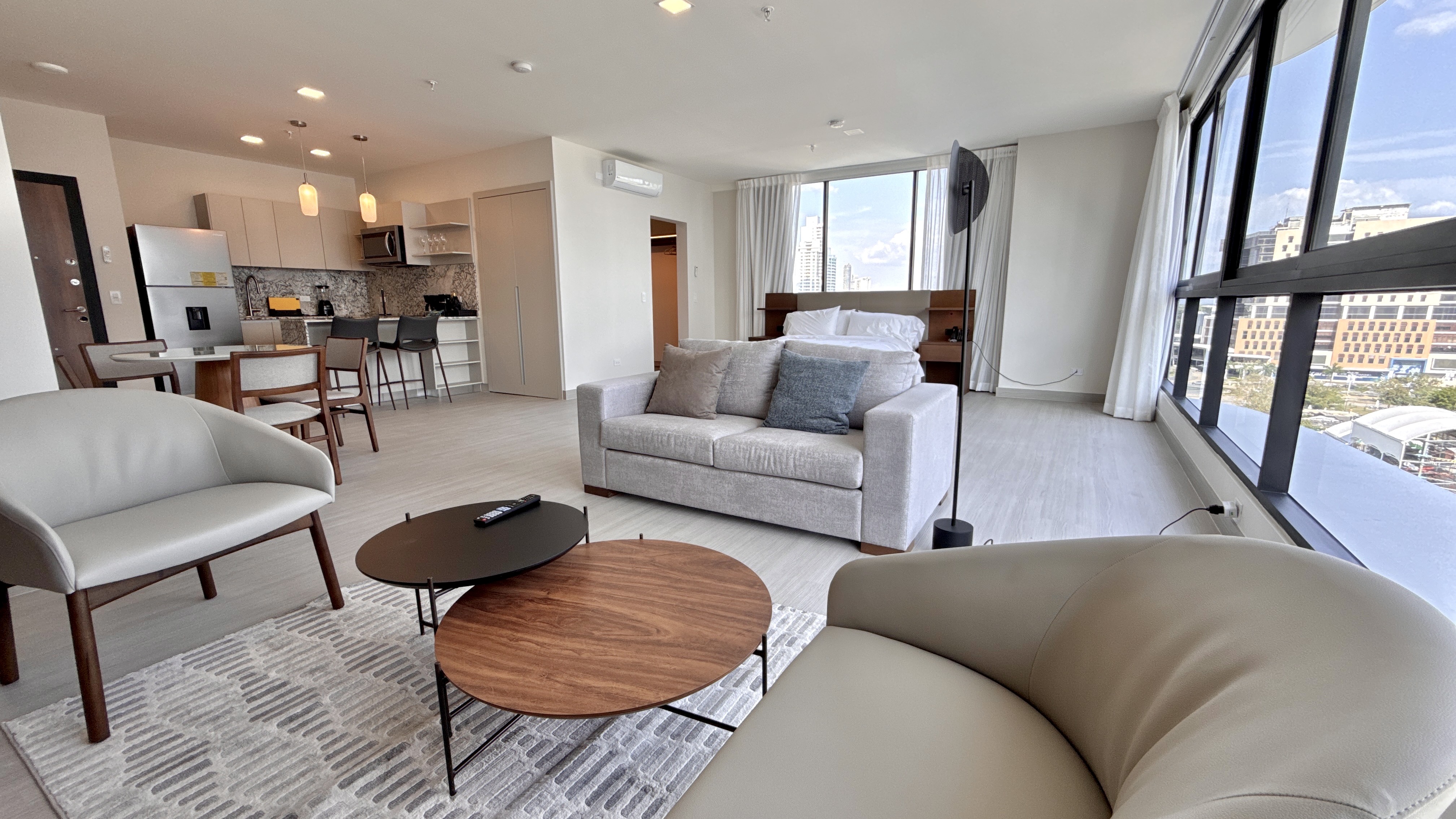 Alquiler amoblado en Costa del Este