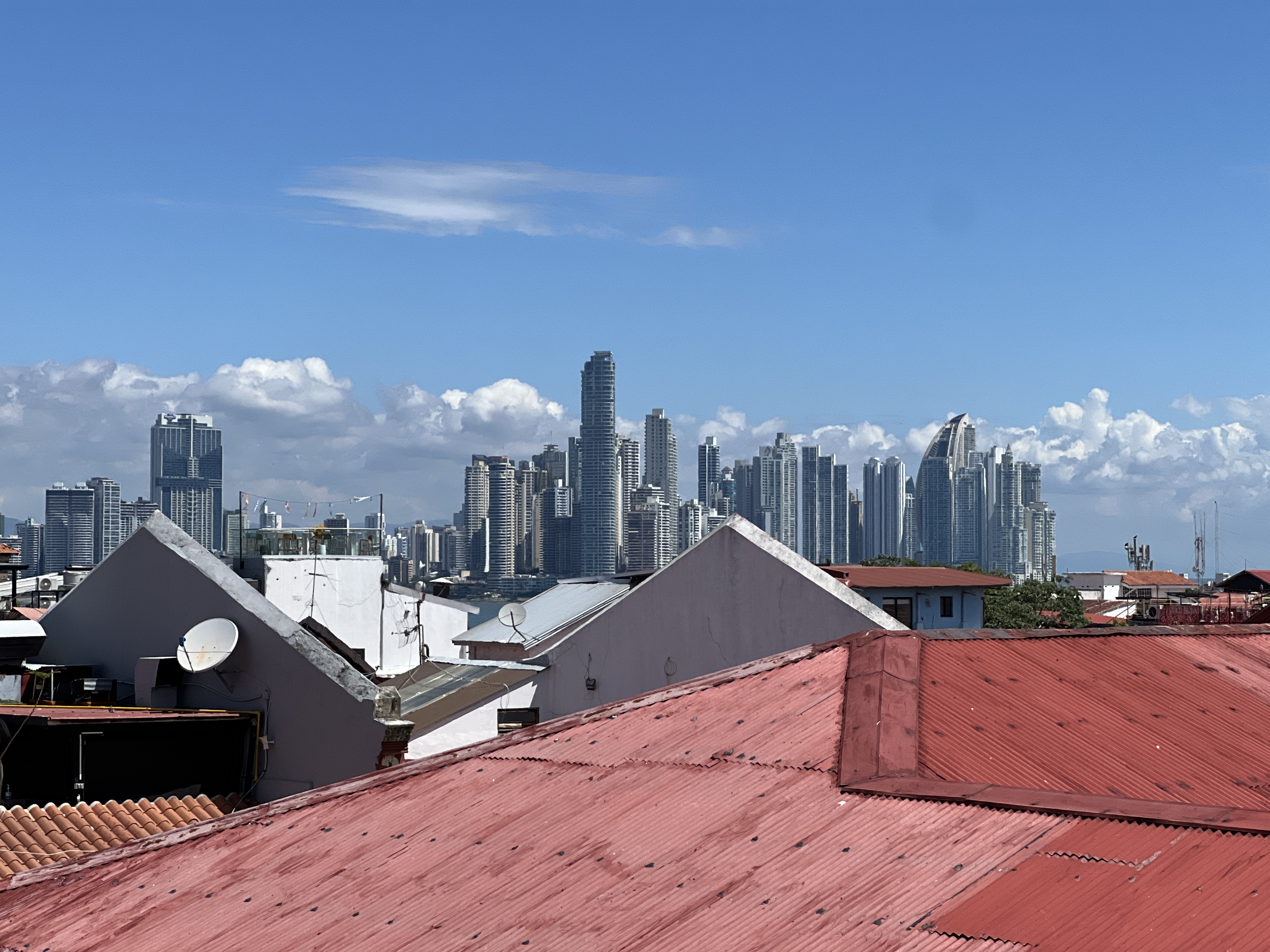 Vendemos apartamento en Casco Antiguo con rooftop vista 360