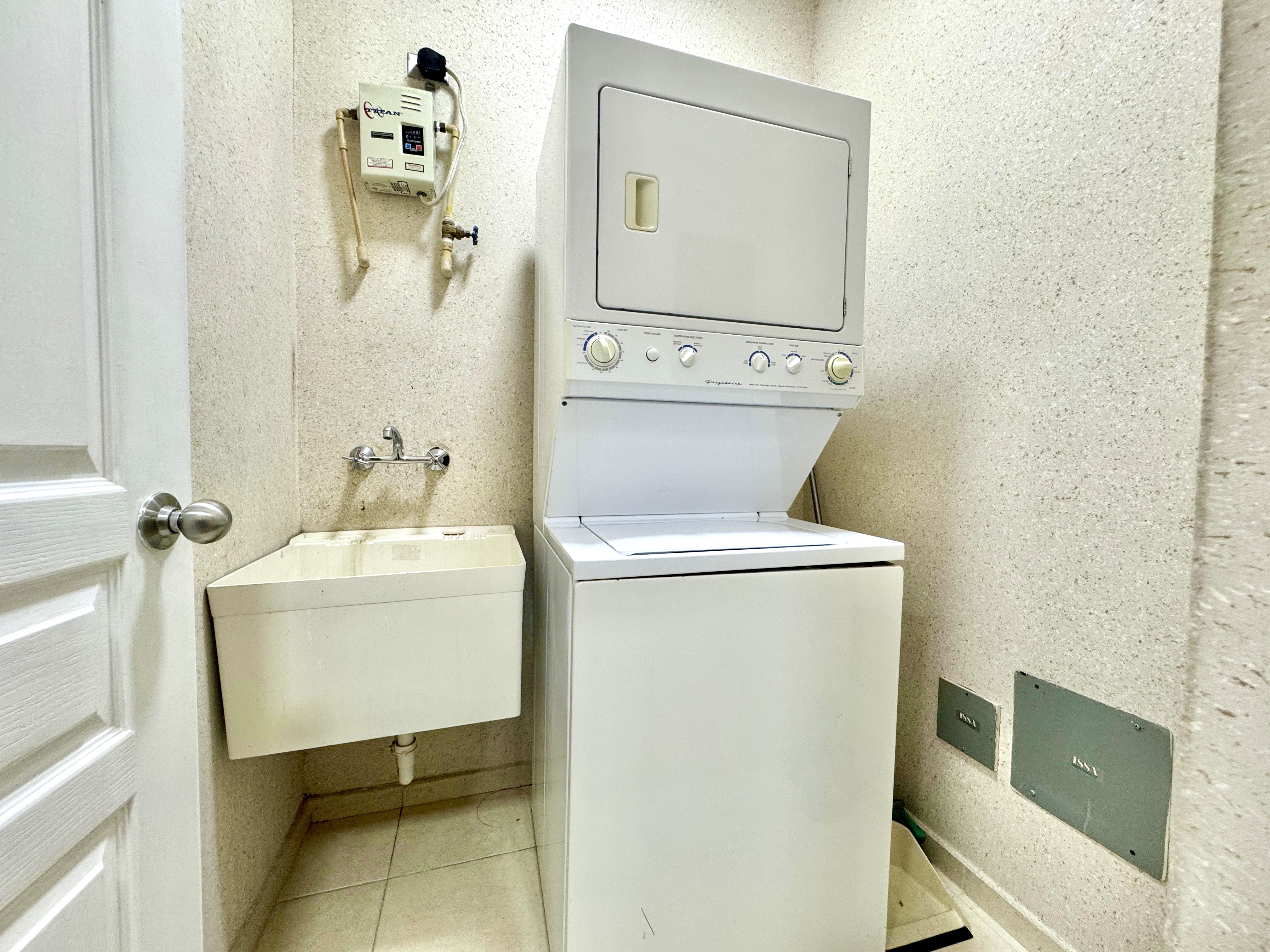 Alquiler apartamento amueblado en Avenida Balboa