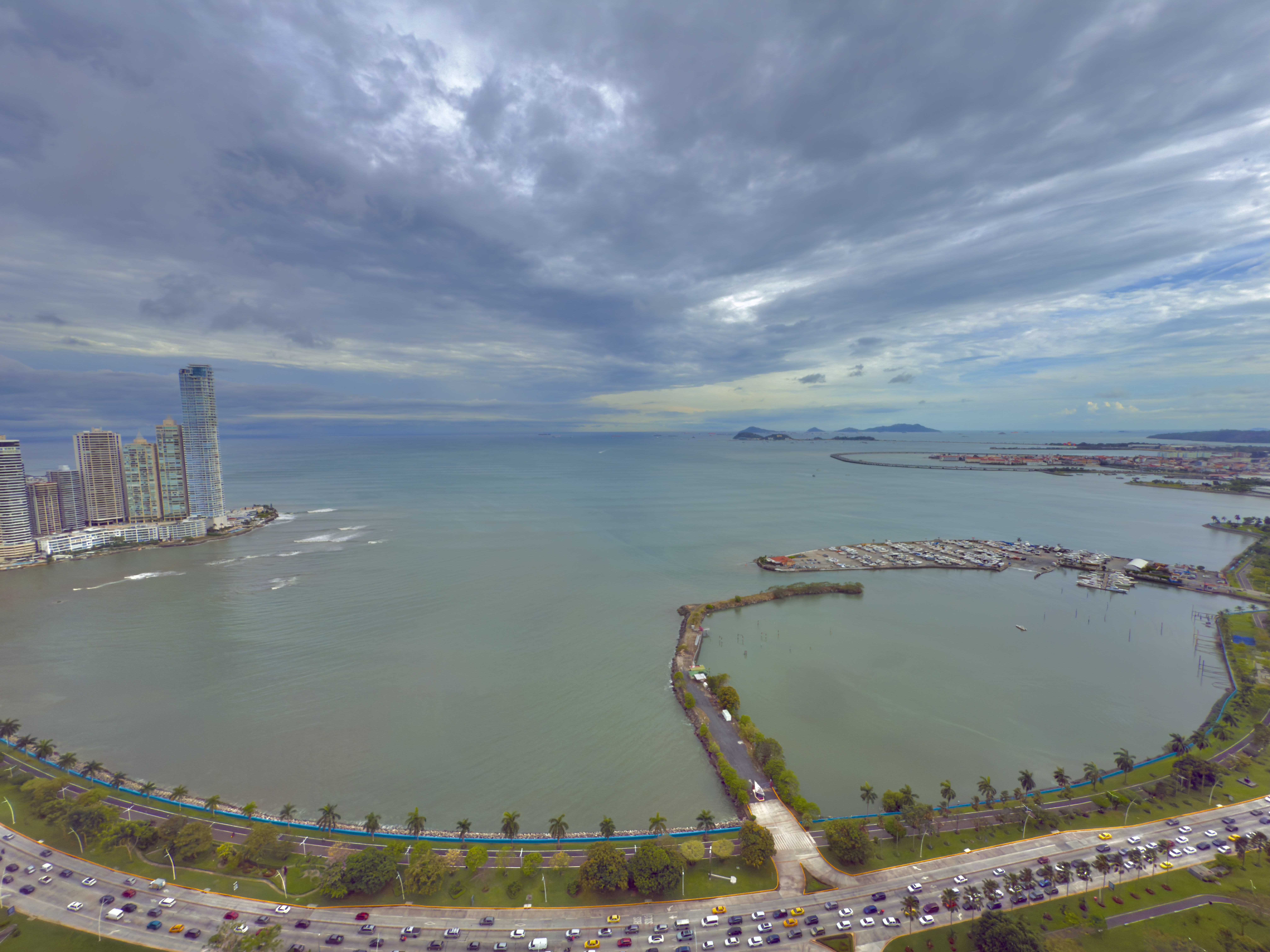 Alquiler apartamento amueblado en Avenida Balboa