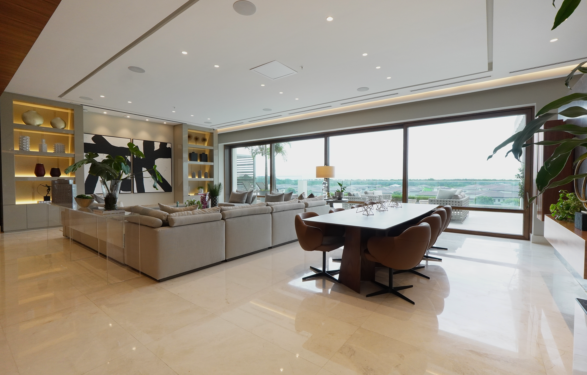 Venta Apartamento en Lakeview, Santa María