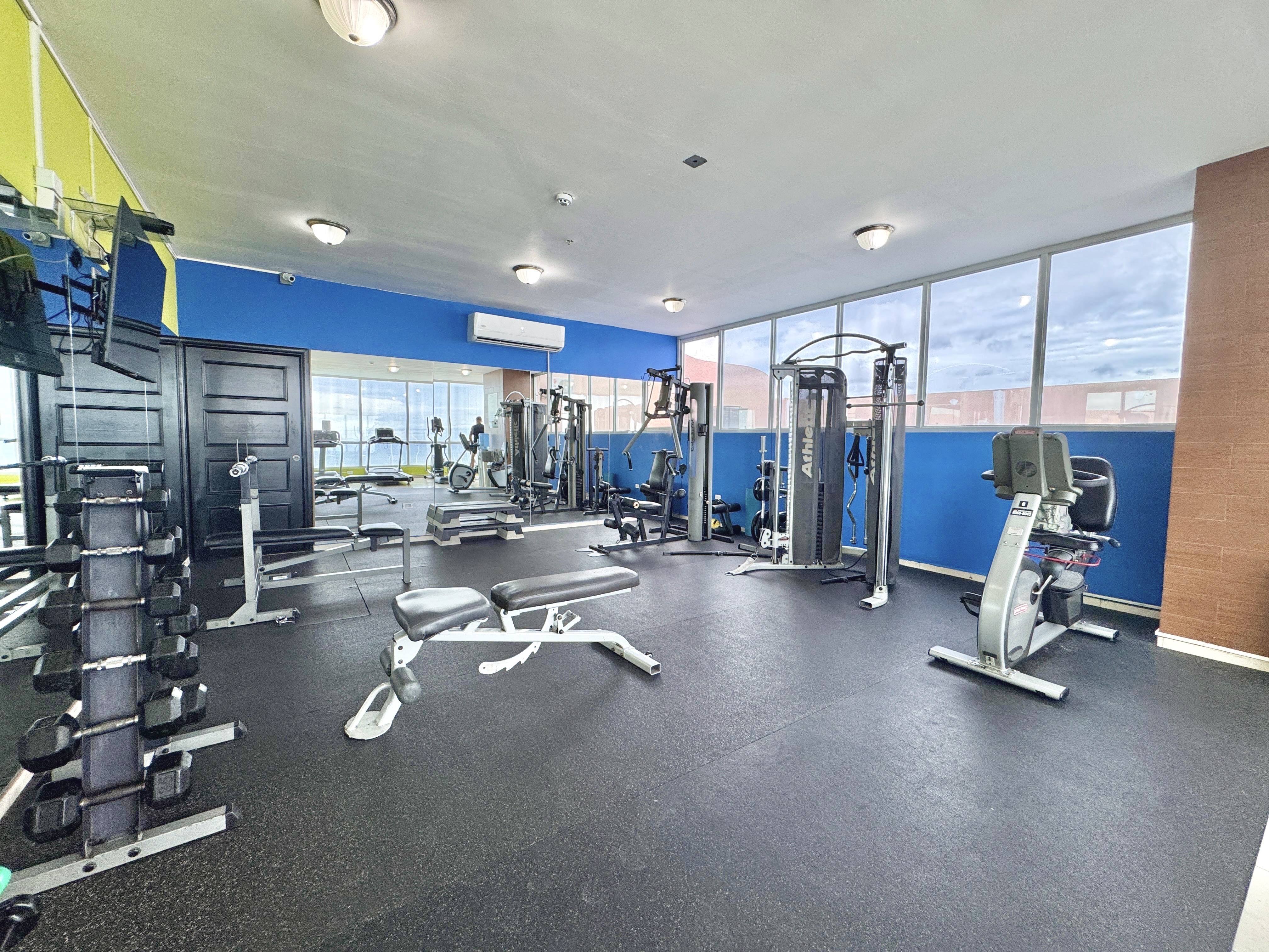 Alquiler apartamento amueblado en Avenida Balboa