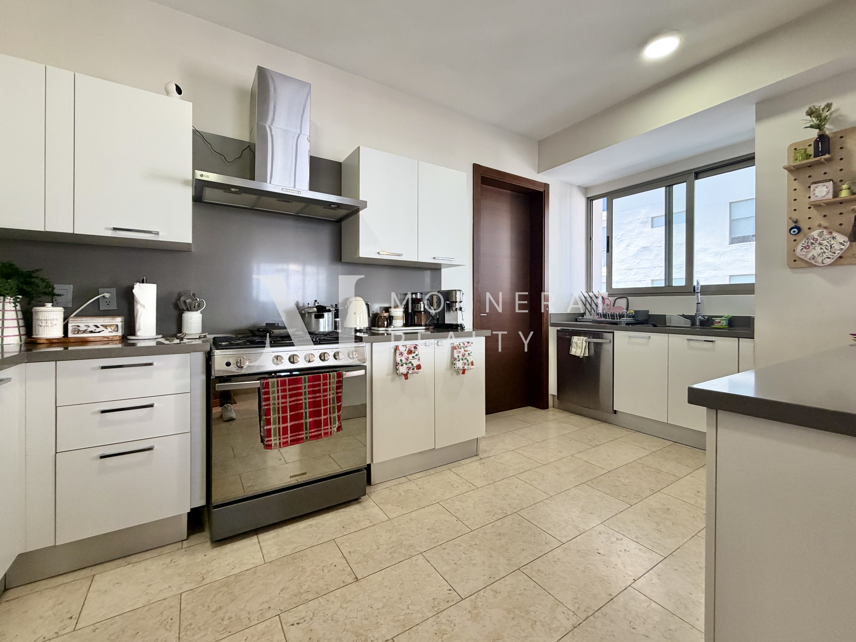 SE VENDE APARTAMENTO EN PH GREENVIEW SANTA MARIA