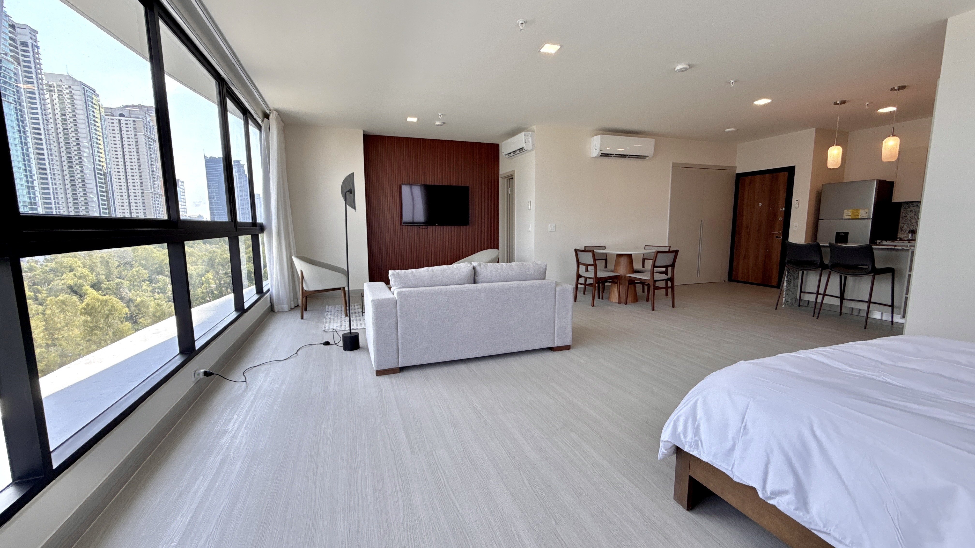 Alquiler amoblado en Costa del Este