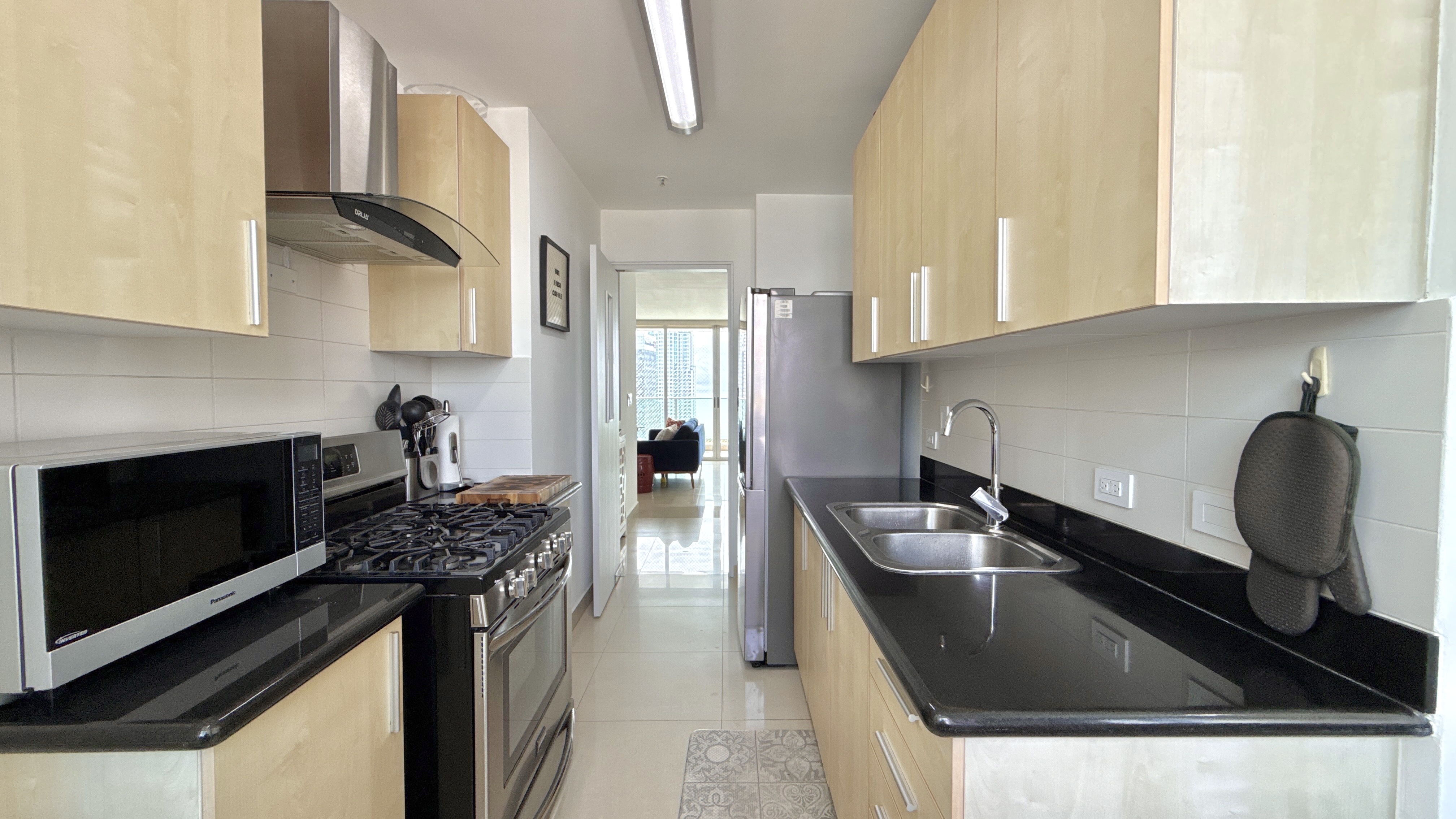 Se vende apartamento en Costa del Este vista al Mar