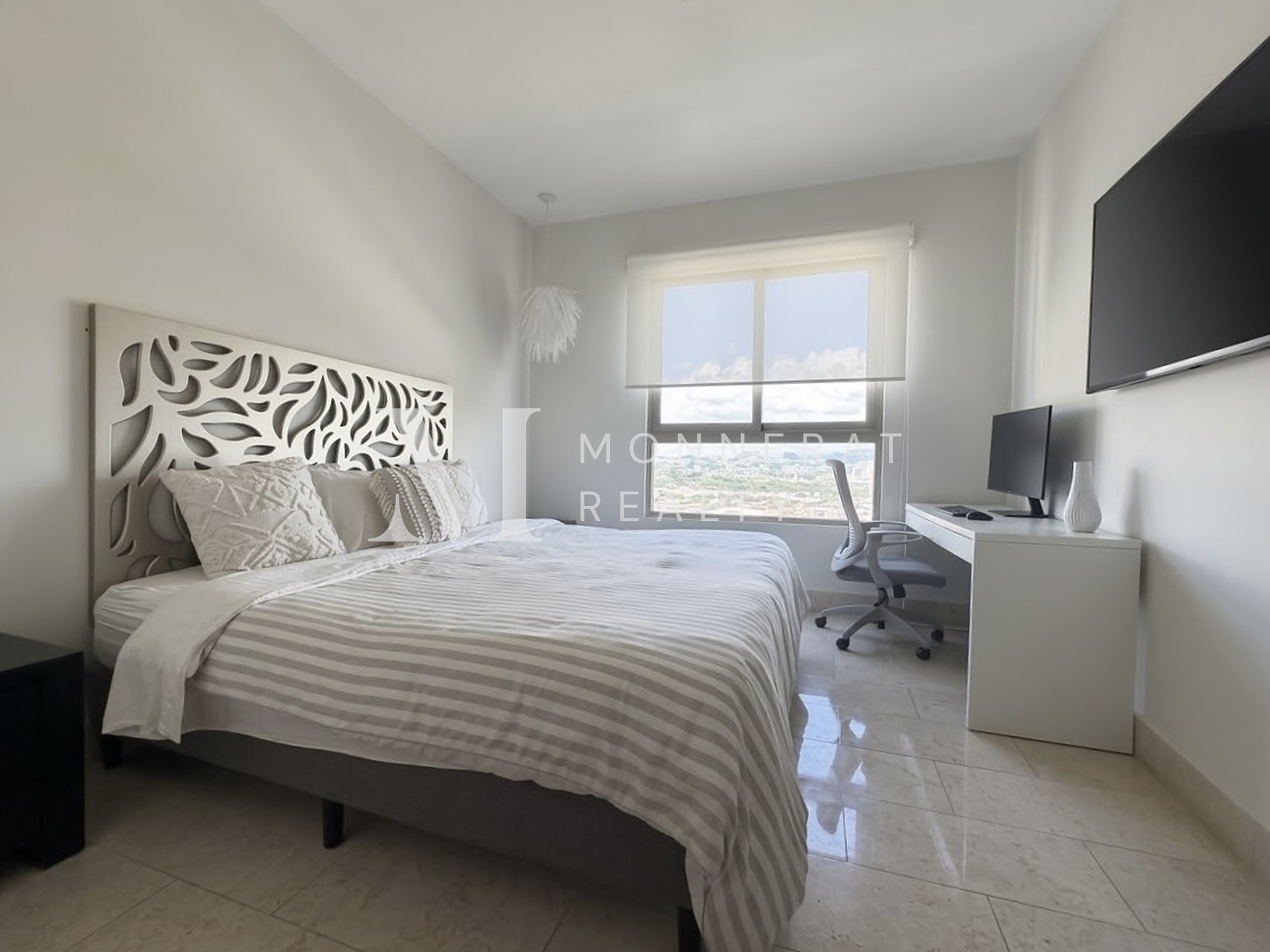 SE VENDE APARTAMENTO EN PH GREENVIEW SANTA MARIA
