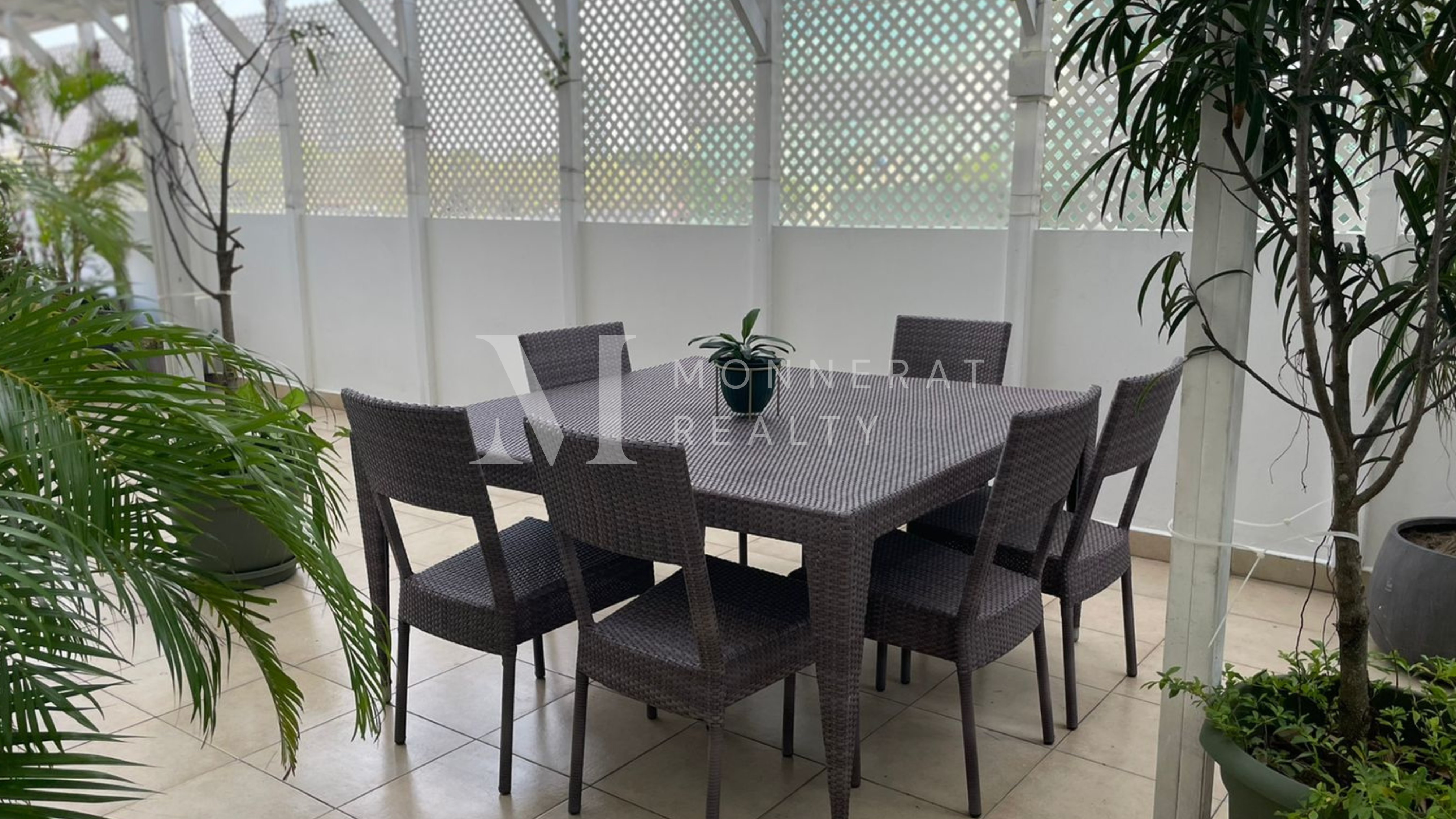 Se vende apartamento remodelado en San Francisco, PH Window tower