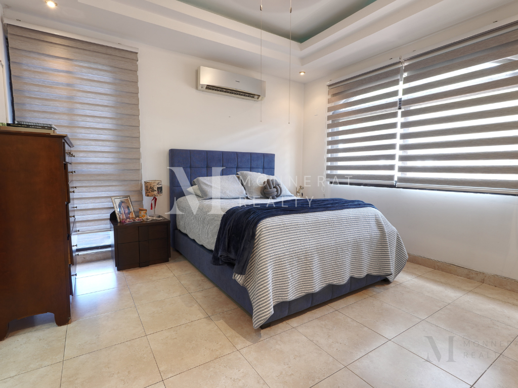 CASA EN VENTA EN ANTIGUA COSTA DEL ESTE | PANELES SOLARES