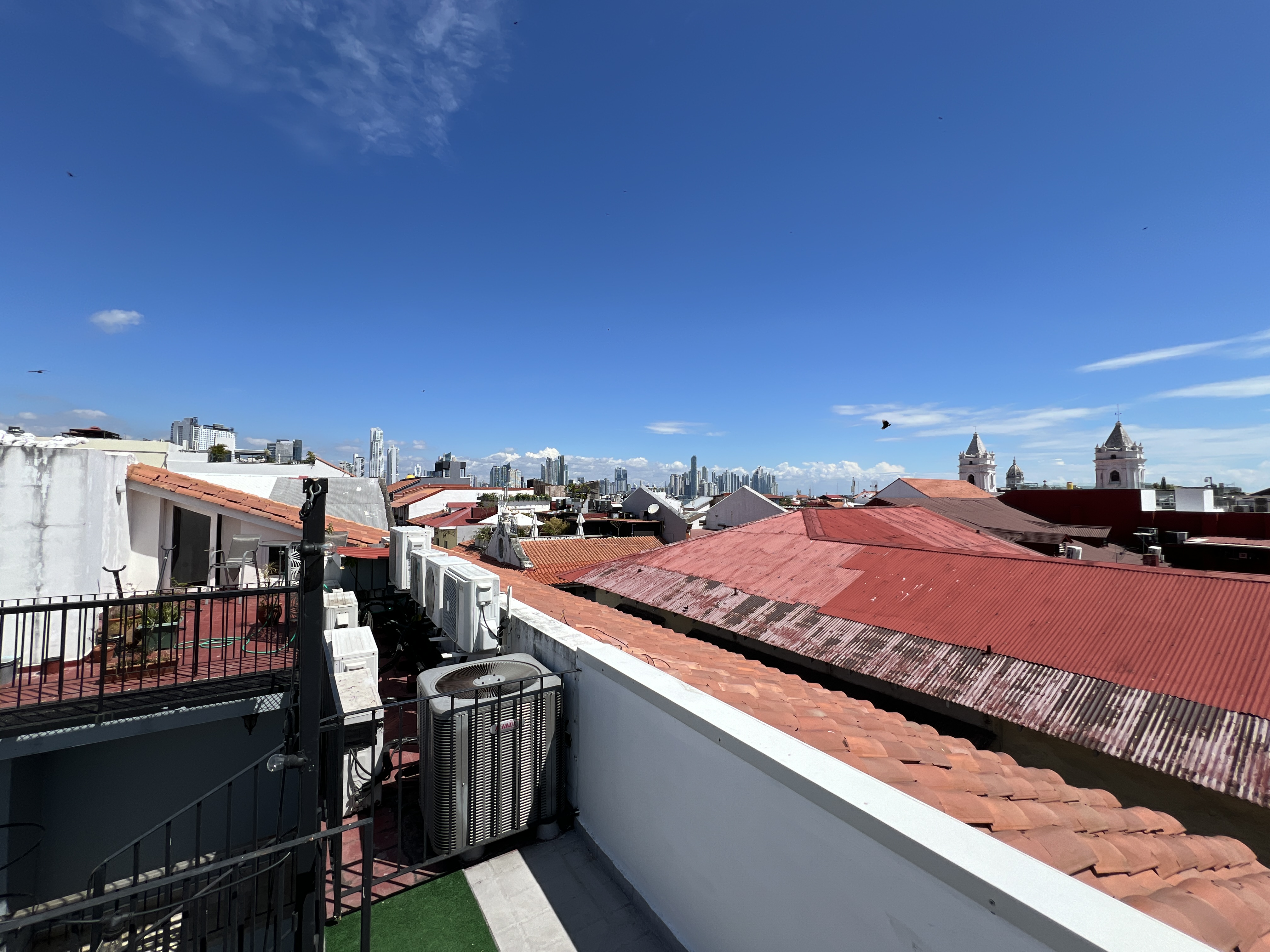 Vendemos apartamento en Casco Antiguo con rooftop vista 360