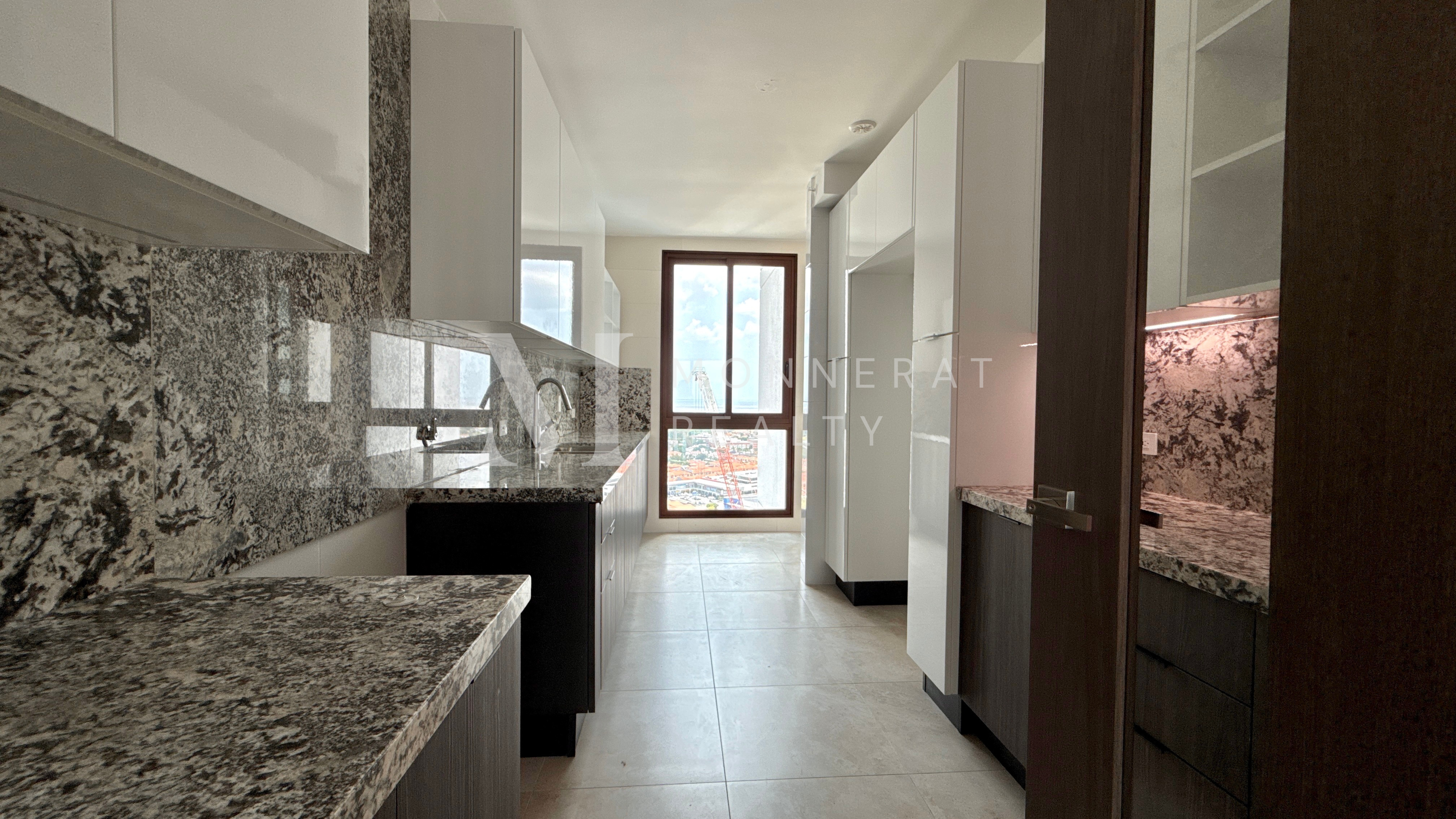 Alquiler Apartamento The Colonial en Santa Maria