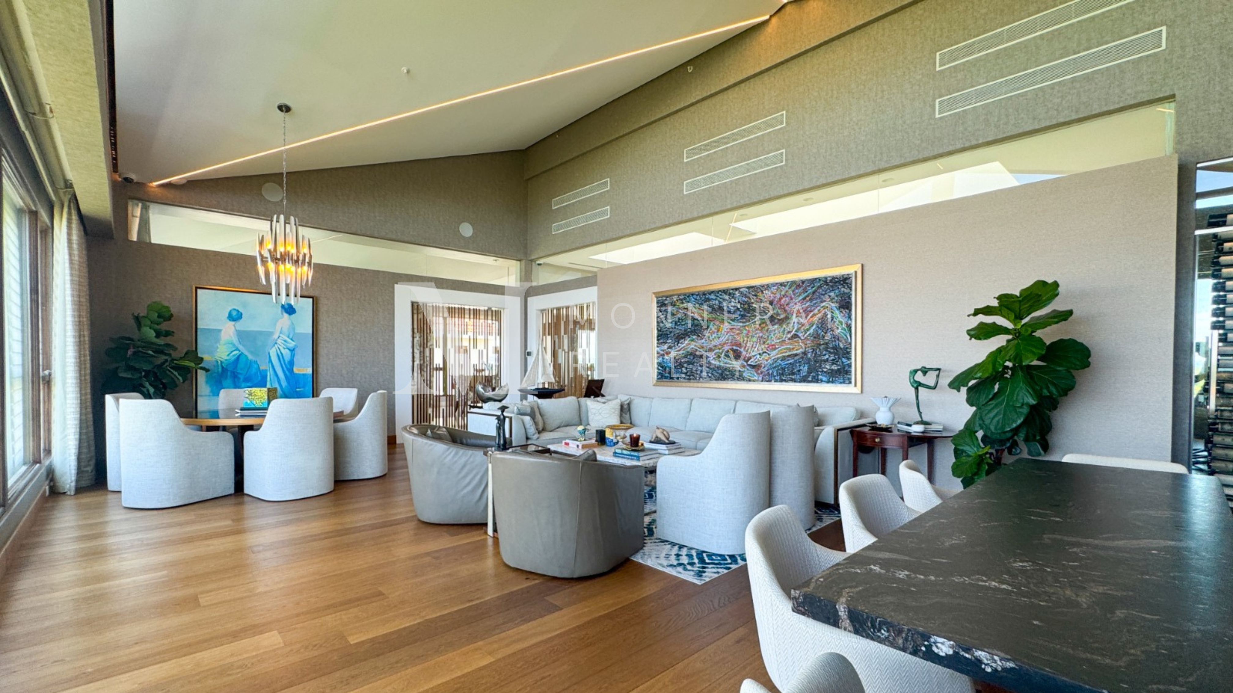 Se vende Penthouse en Lakeview Santa María