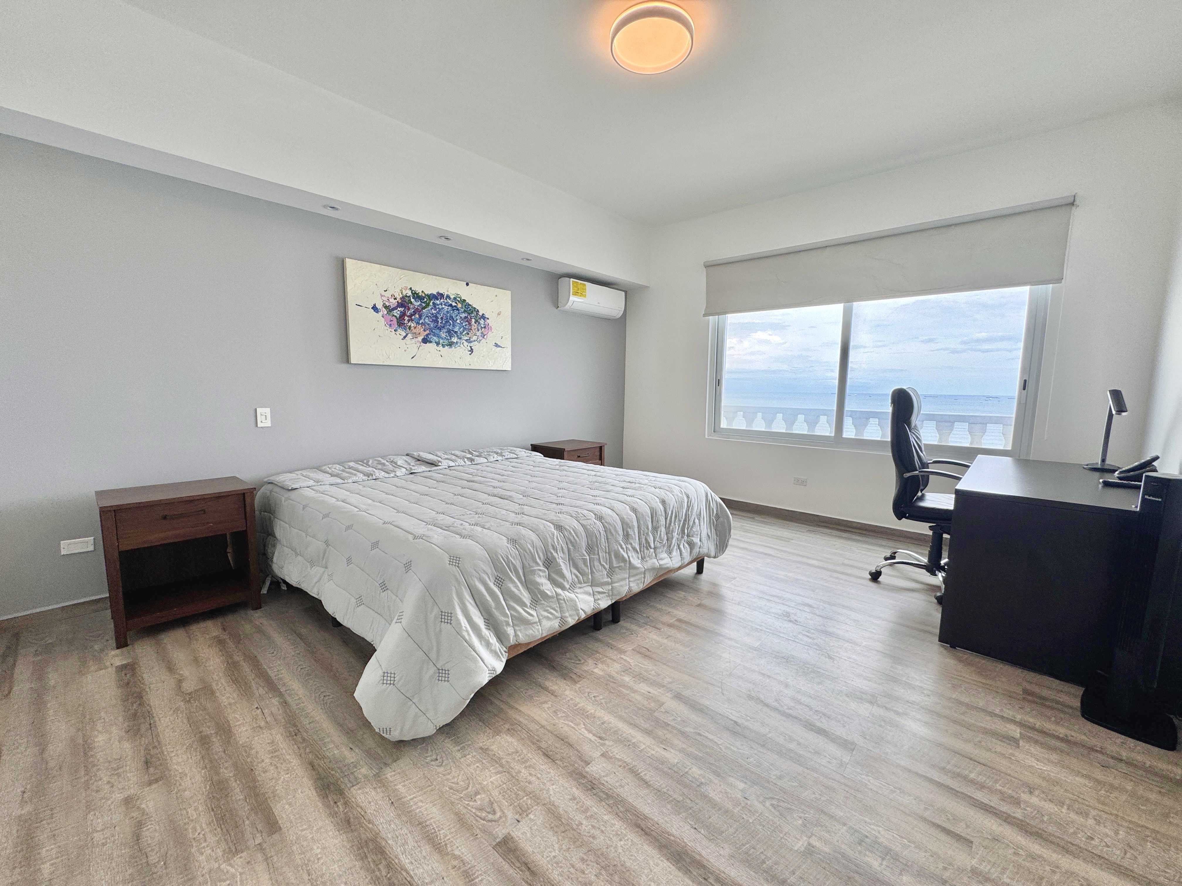 Alquiler apartamento amueblado en Avenida Balboa