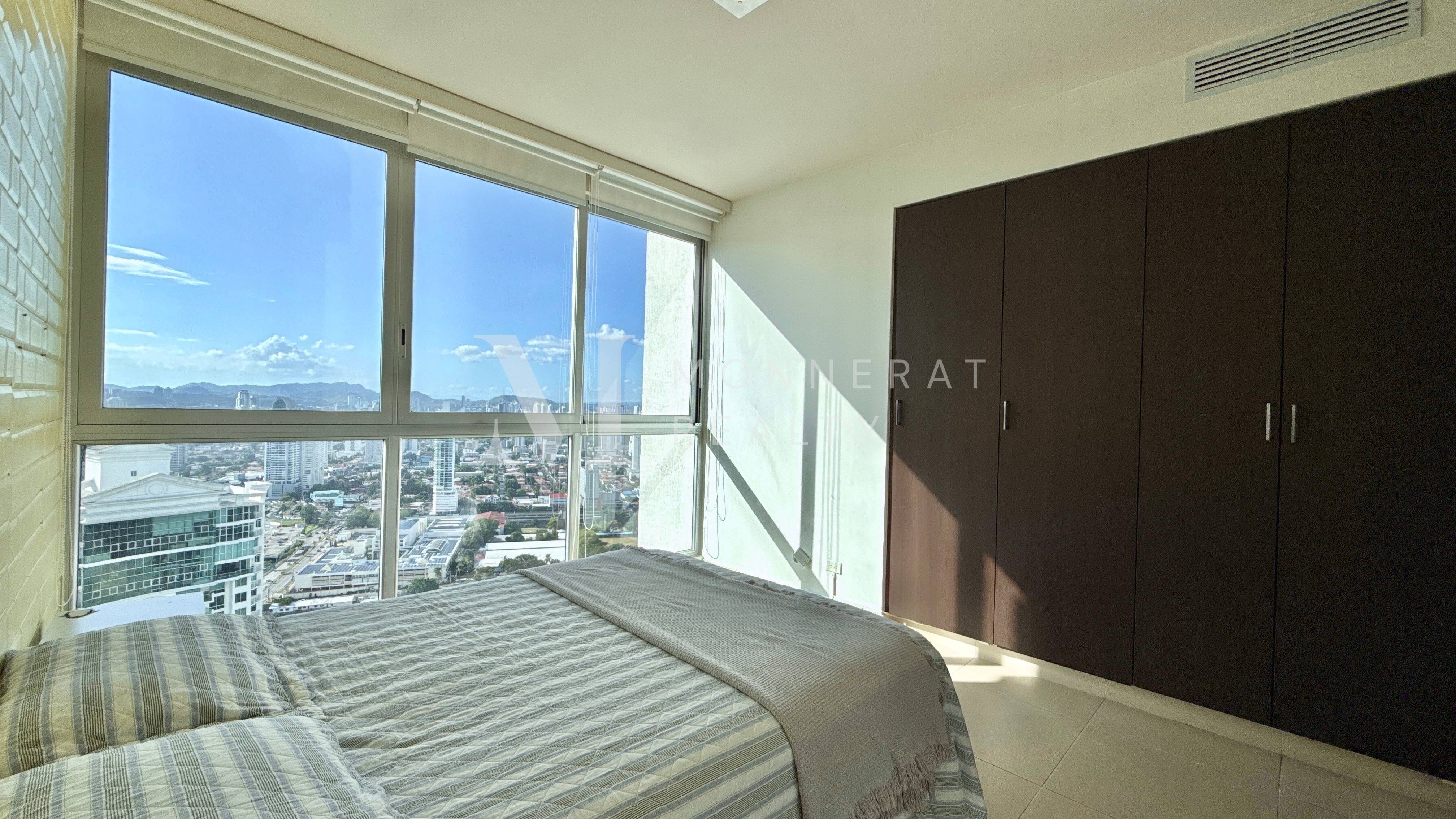 Alquiler apartamento amueblado en Punta Pacífica