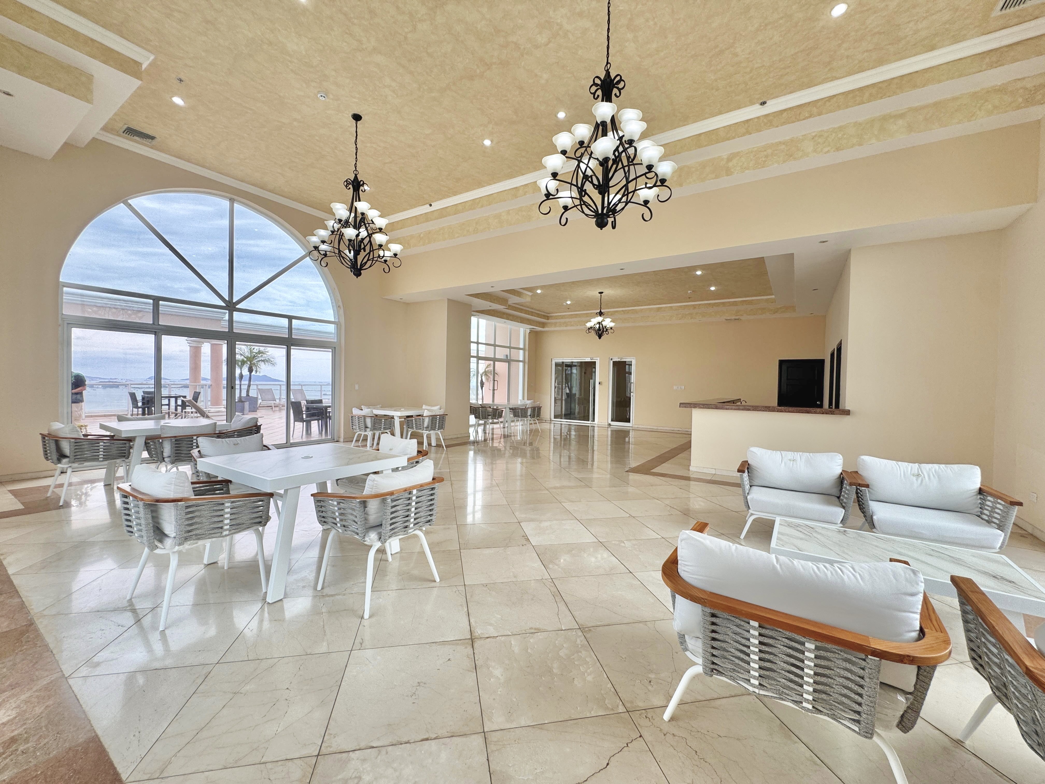 Alquiler apartamento amueblado en Avenida Balboa