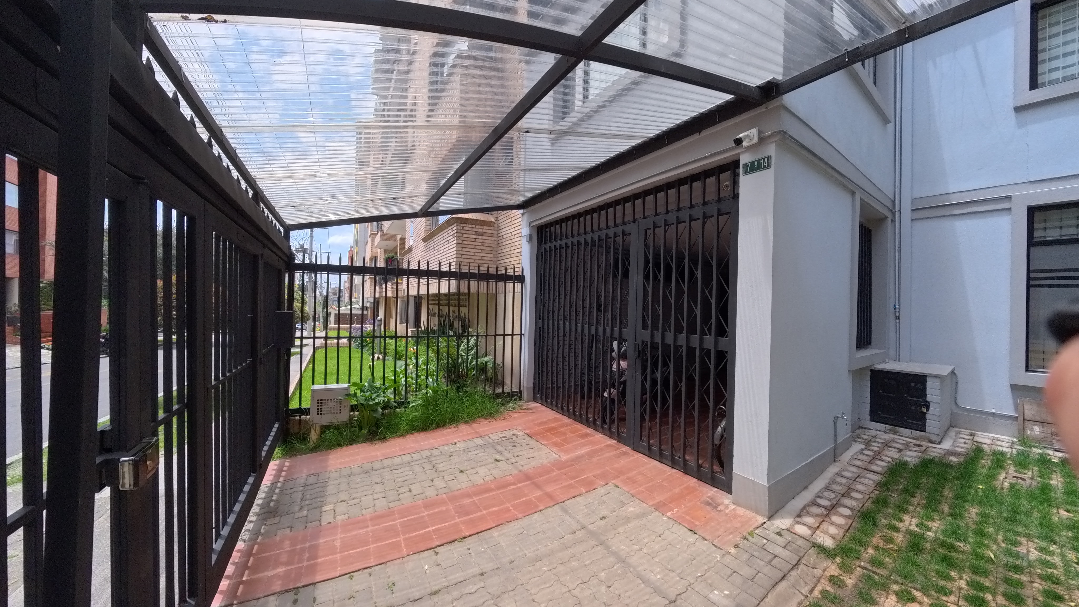 Arriendo habitación baño privado, servicios incluidos, Bella Suiza