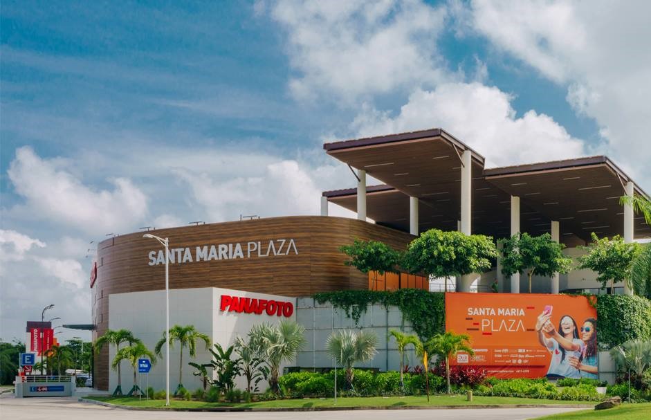SE ALQUILA LOCAL COMERCIAL EN SANTA MARÍA PLAZA en Ciudad de Panamá