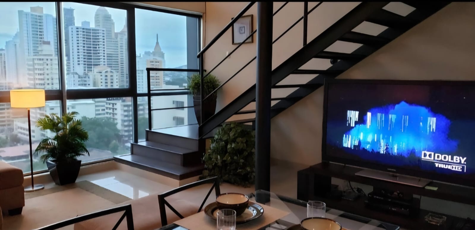 SE ALQUILA LINDO APARTAMENTO AMOBLADO EN PH VITRO LOFT – EL CANGREJO en El Cangrejo