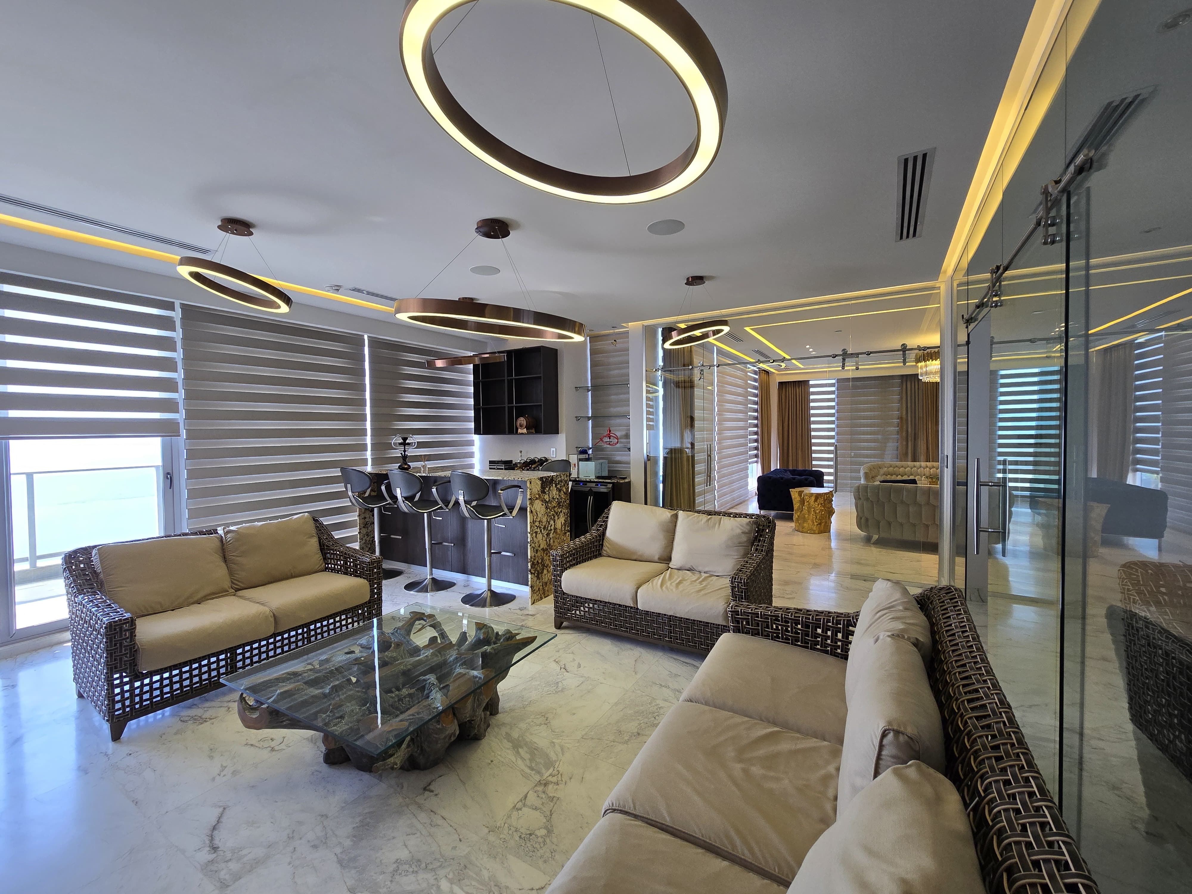 Se vende bello apartamento en Ph Regalía, Costa del Este en Ciudad de Panamá