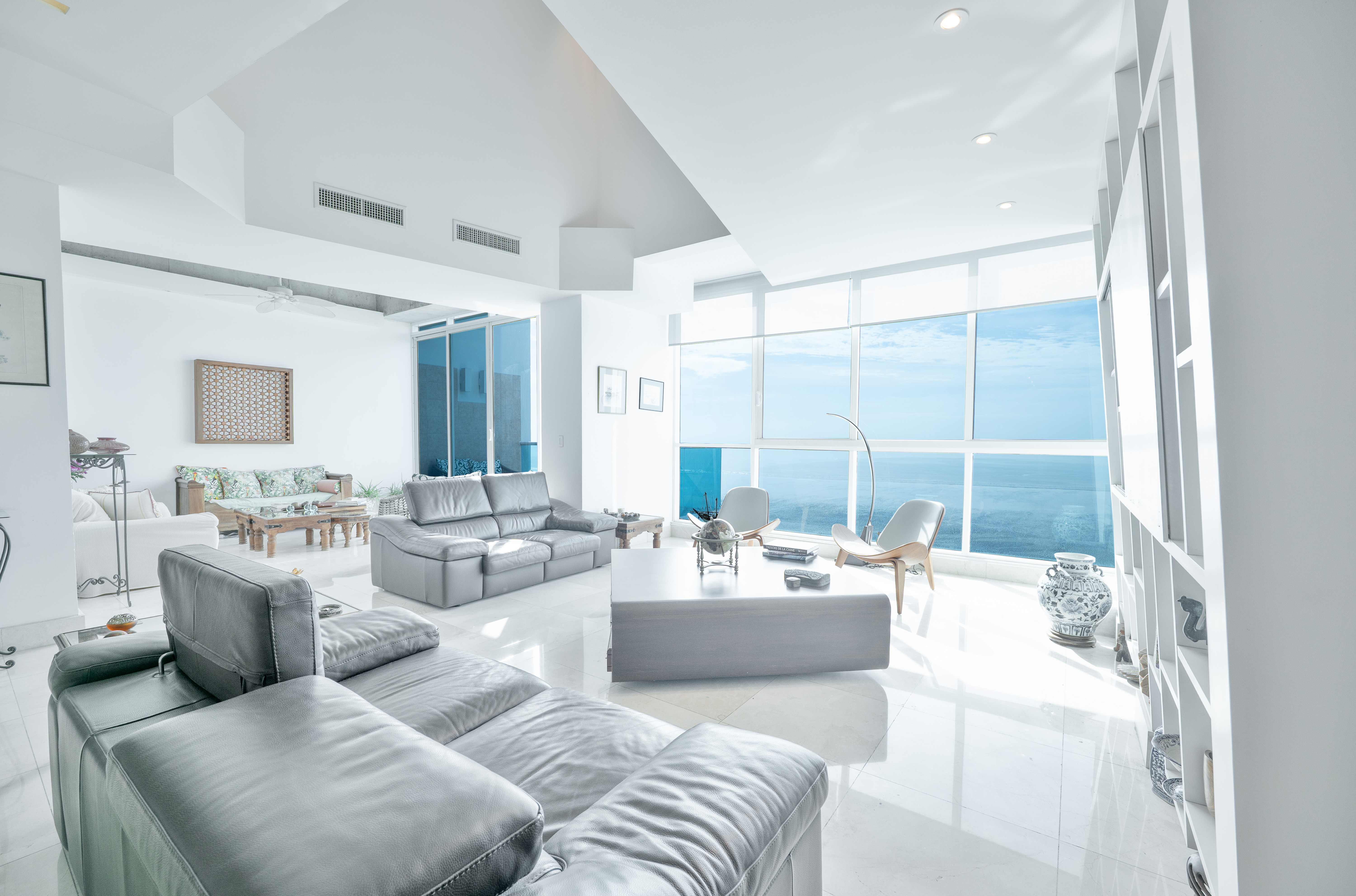 SE VENDE BELLO APARTAMENTO EN PRIMERA LÍNEA DE COSTA DEL ESTE en Ciudad de Panamá
