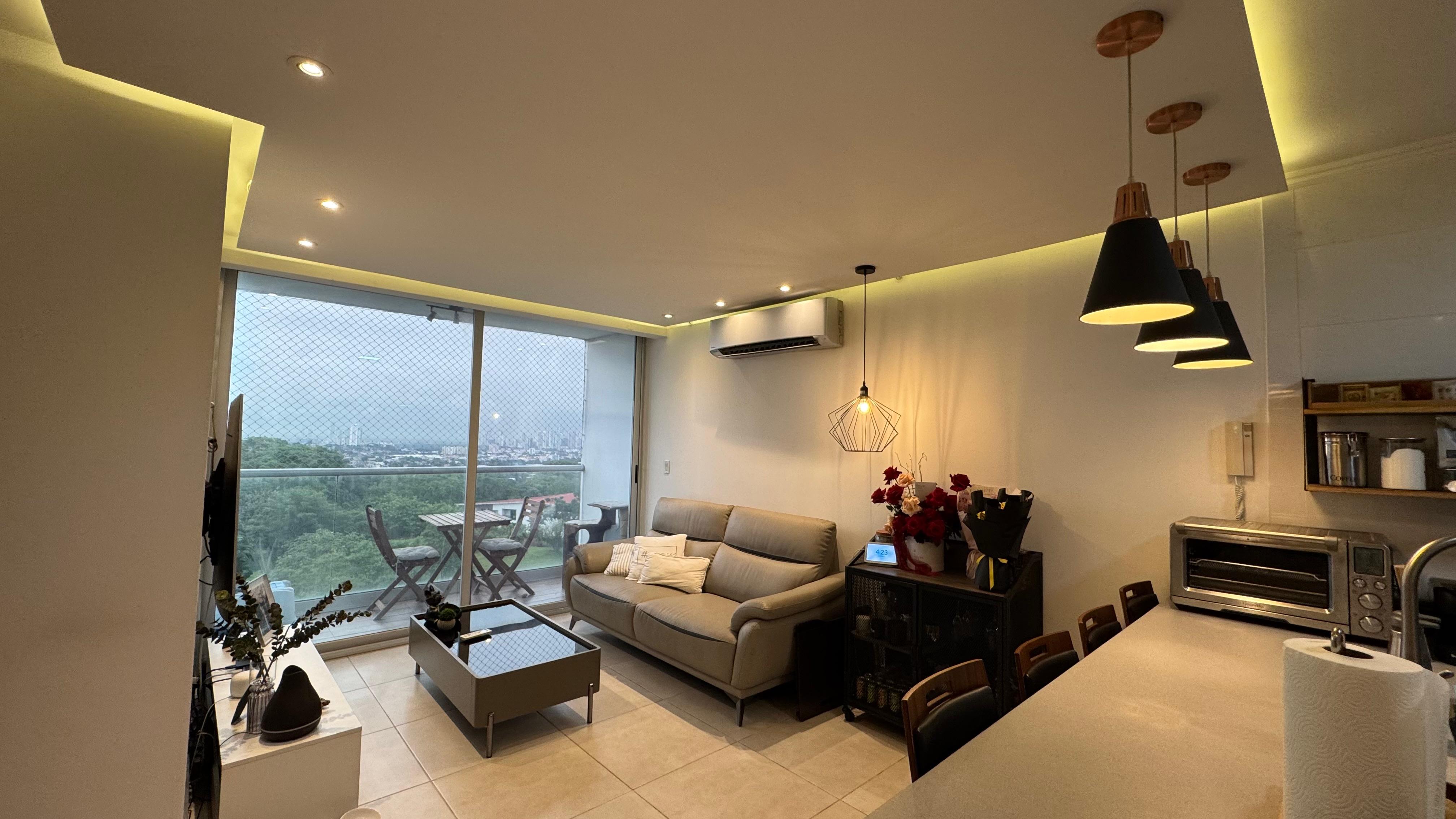 SE ALQUILA LINDO APARTAMENTO EN PH SKY POINT, TUMBA MUERTO en Betania