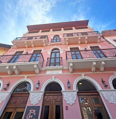 SE VENDE LOCAL COMERCIAL EN CASCO ANTIGUO, CASA CORDOVÉZ DE LEÓN en Ciudad de Panamá