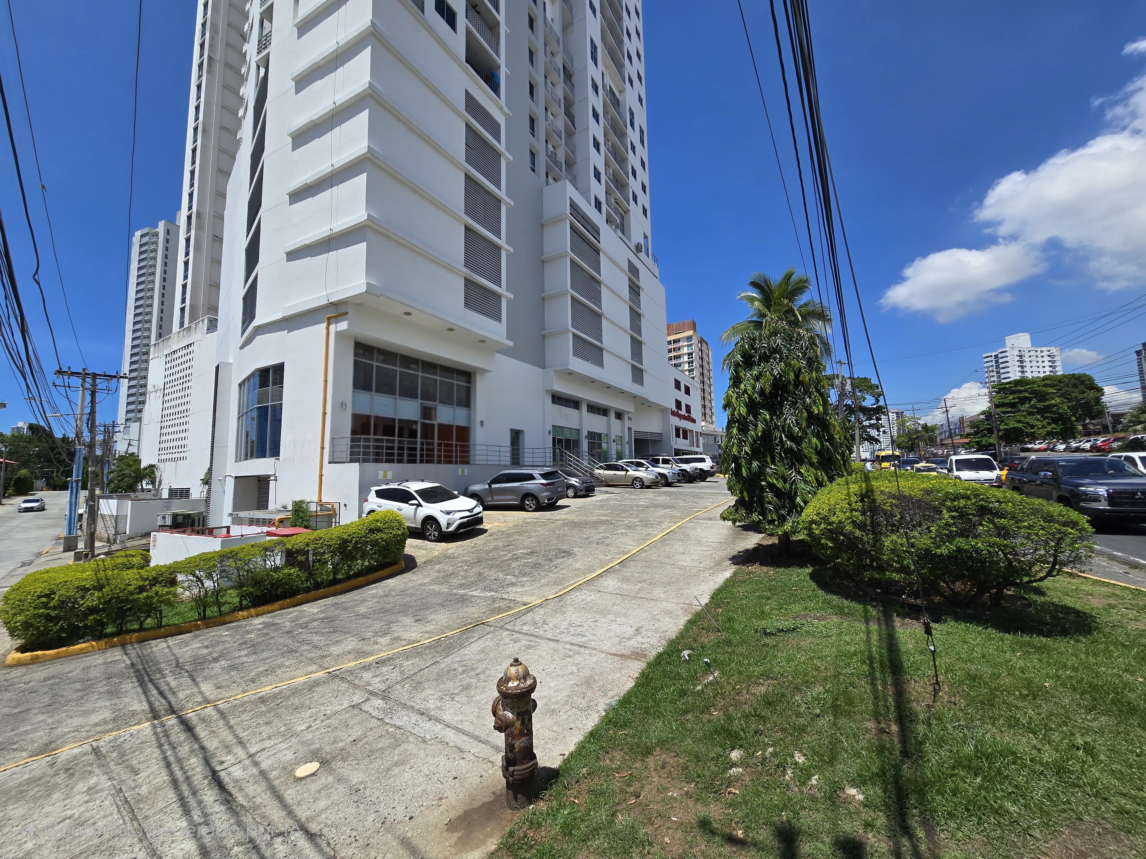 SE VENDEN DOS LOCALES COMERCIALES INTEGRADOS EN VÍA ESPAÑA en Ciudad de Panamá