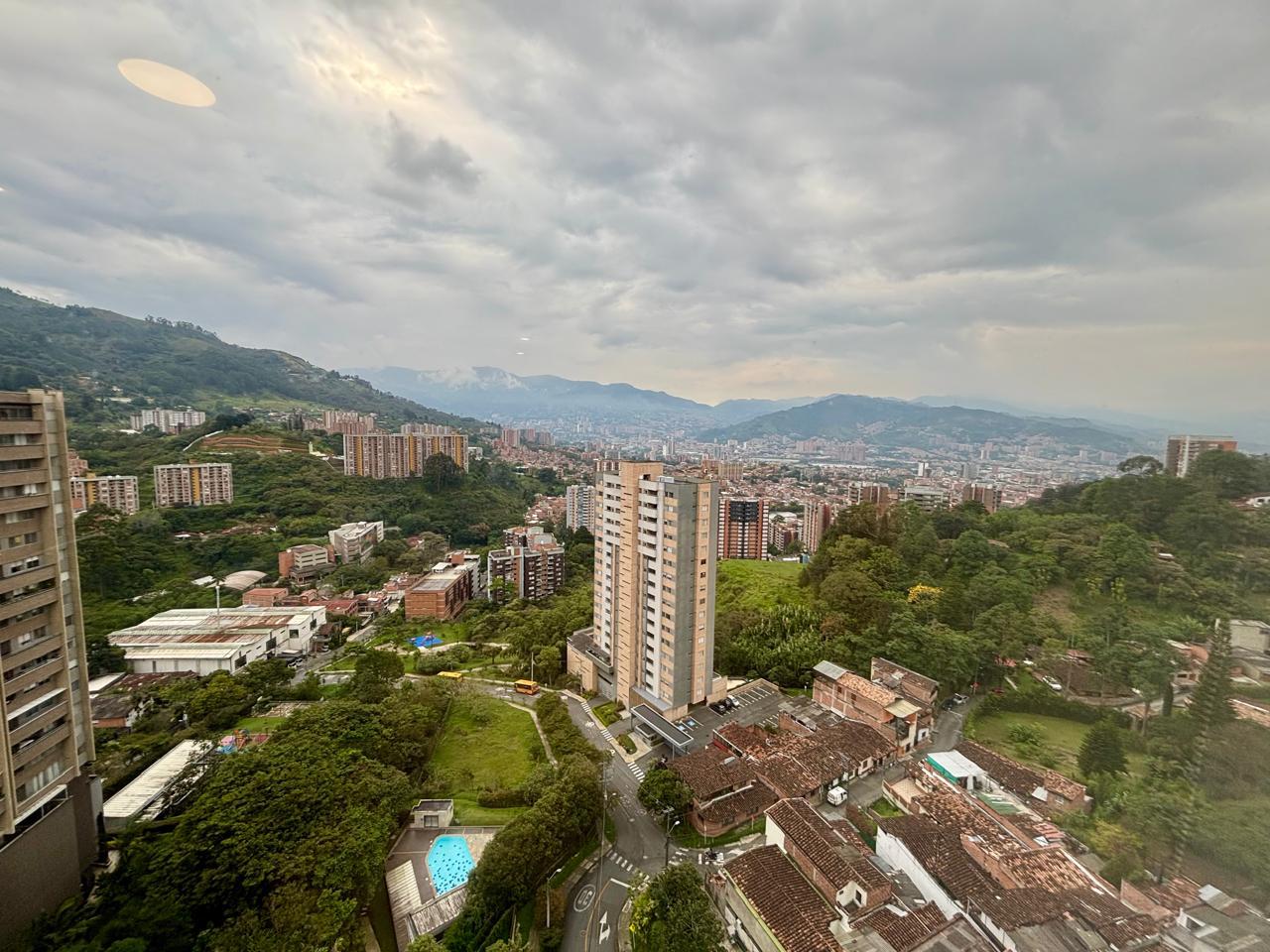 Apartamento amoblado en arriendo en Envigado