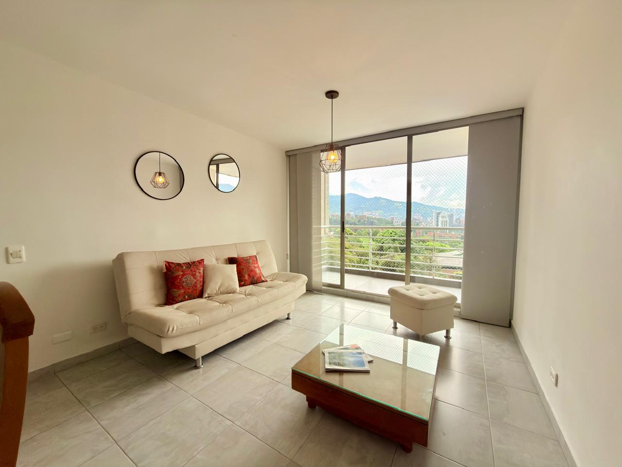 Apartamento en arriendo amoblado Poblado cerca al CC Santa Fé