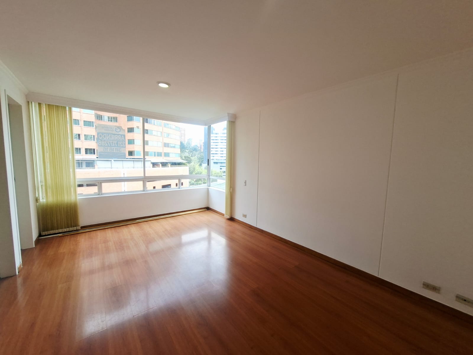APARTAMENTO PENTHOUSE EN VENTA  TESORO BR