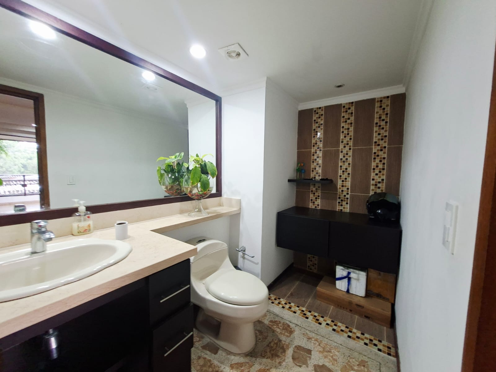 Apartamento para la venta en los Parra cerca a la Intermedia