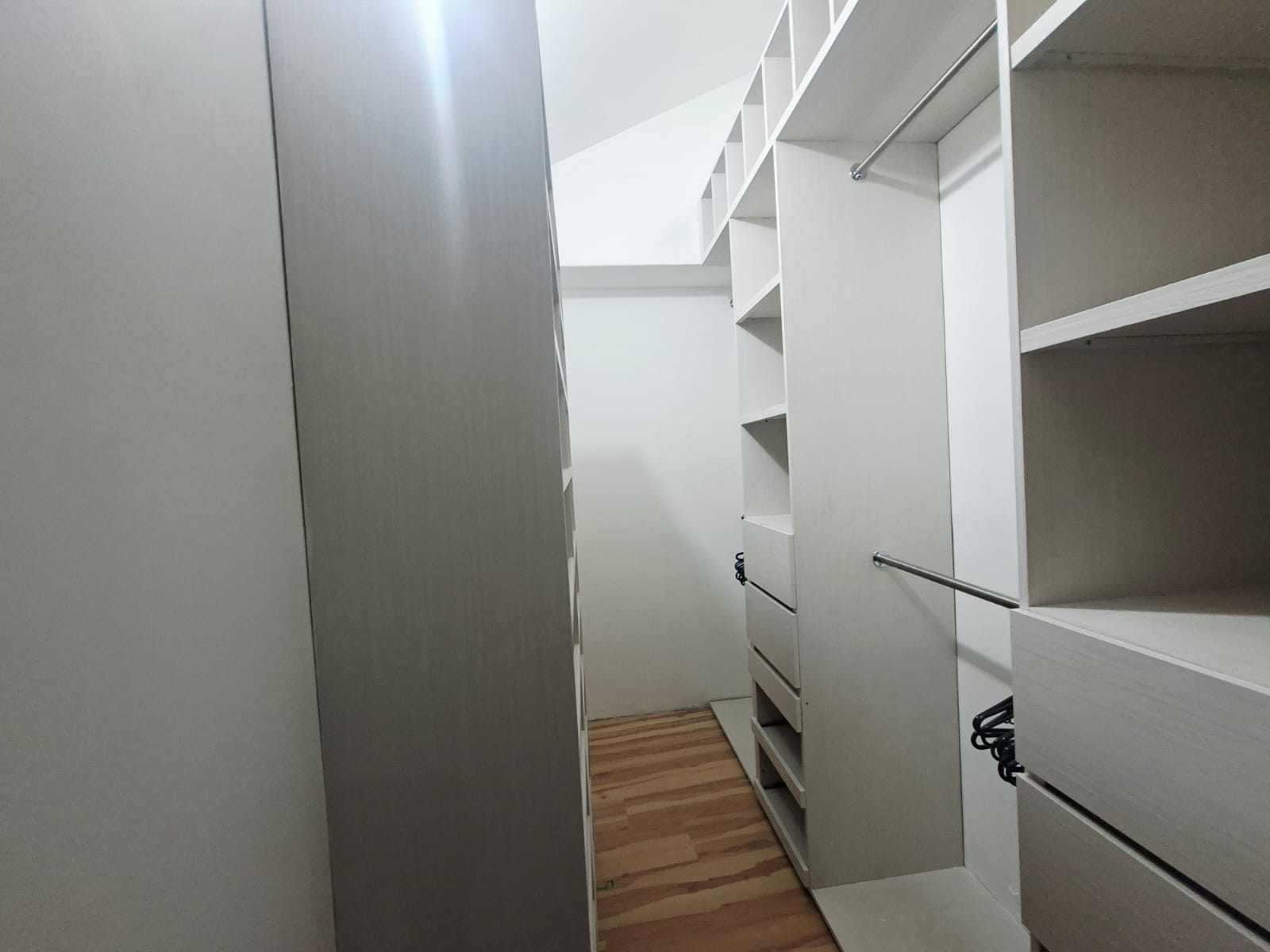 CASA EN ARRIENDO ENVIGADO LA SEBASTIANA DOS NIVELES
