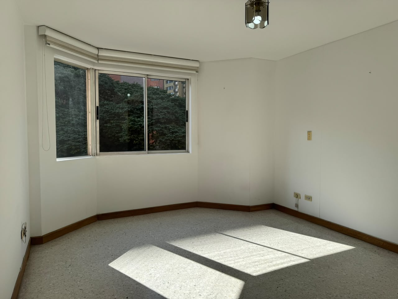 APARTAMENTO EN ARRIENDO CASTROPOL BN- MA