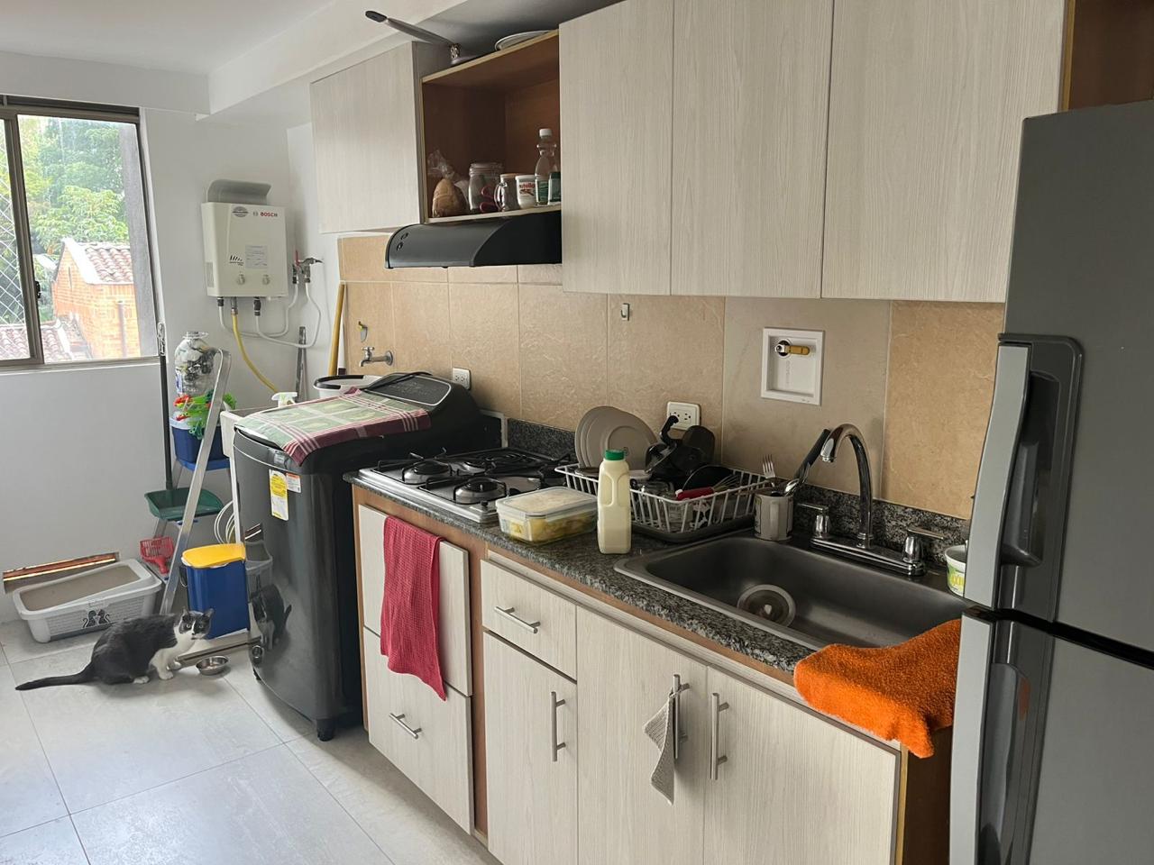 APARTAMENTO EN VENTA CERCA A LA INFERIOR POBLADO RH