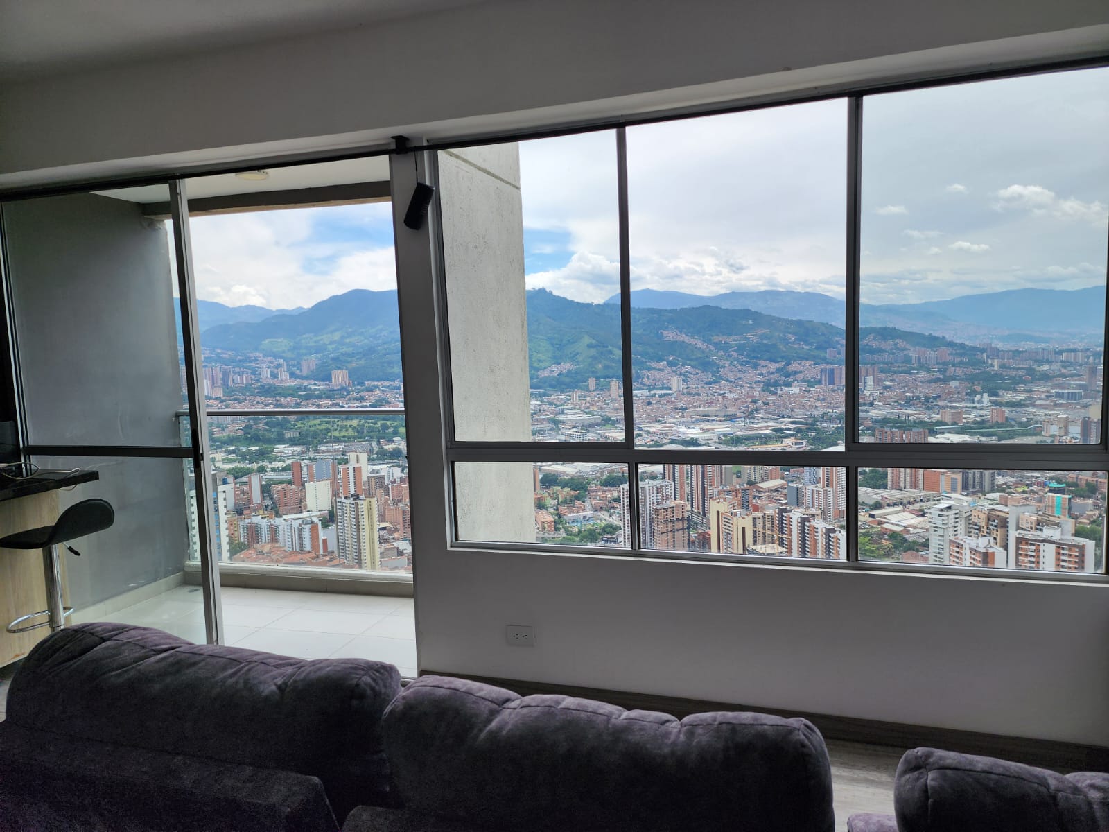 Apartamento amoblado Sabaneta FR- LB