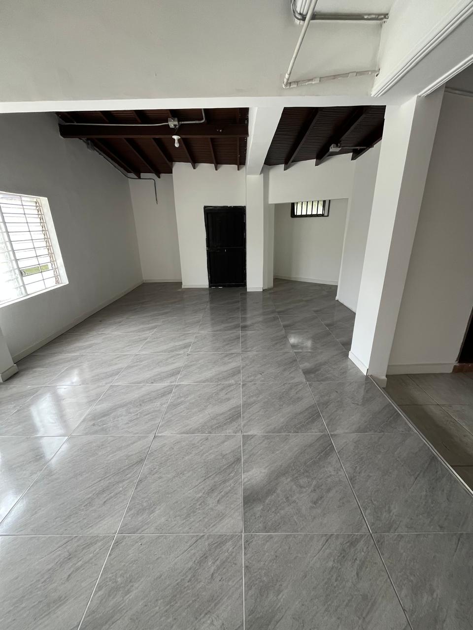 CASA EN ARRIENDO PARA LOCAL COMERCIAL U OFICINA UNICENTRO