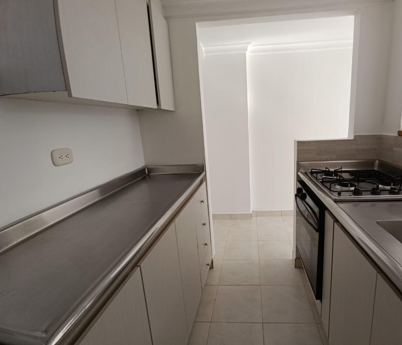 Apartamento en arriendo Las Palmas cerca al mall el Indio