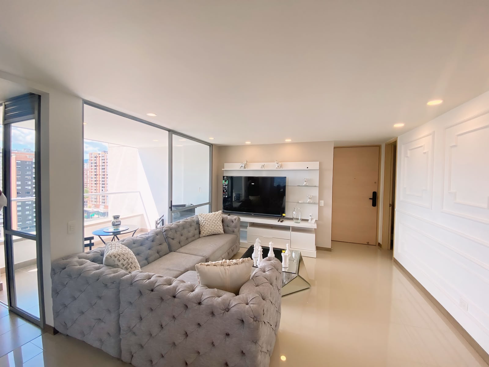 APARTAMENTO EN ARRIENDO ENVIGADO AUSTRAL CUMBRES MA