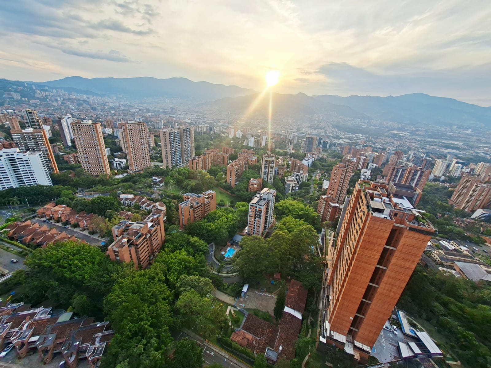 Apartamento en arriendo amoblado Poblado cerca a los Balsos GRBYLN 4