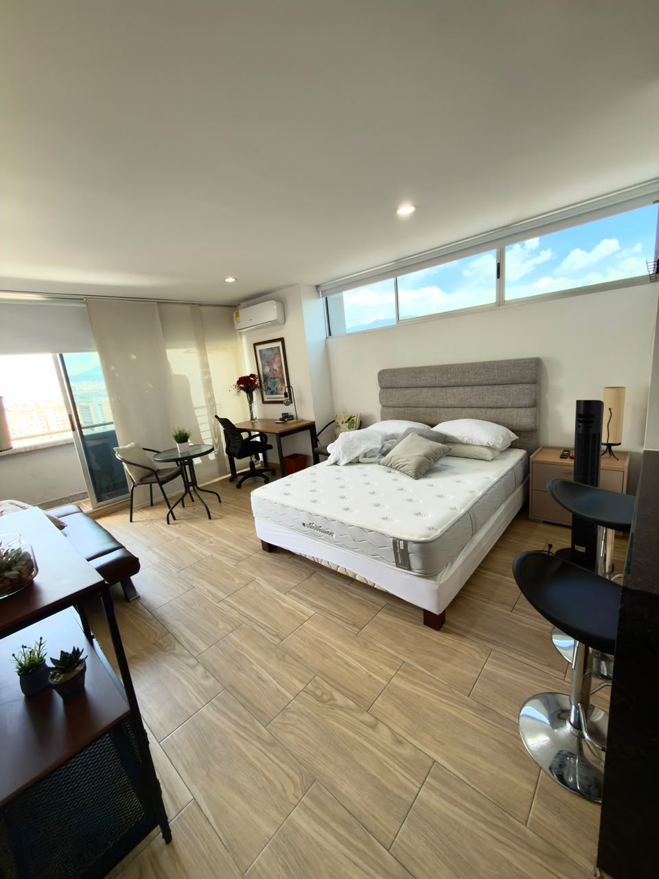 Apartamento en arriendo amoblado tipo Loft cerca a Milla de Oro EDL-LC