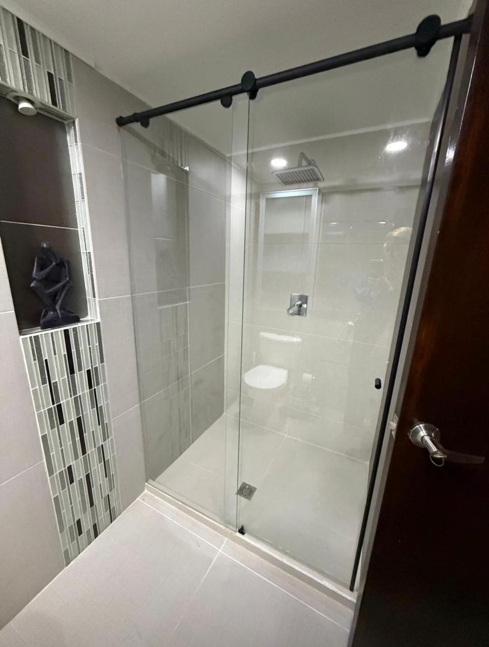 Apartamento en arriendo amoblado Poblado cerca a las Vegas LC