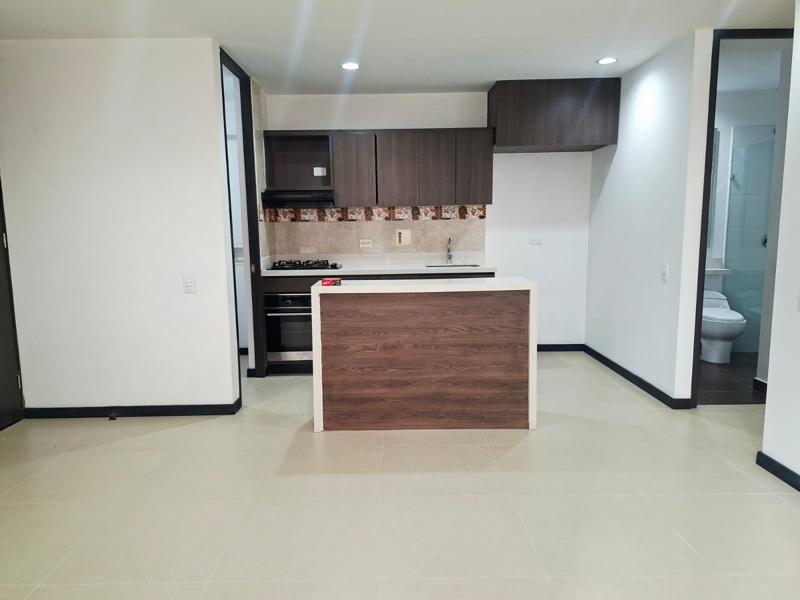 Apartamento en arriendo Poblado Palmas YB3
