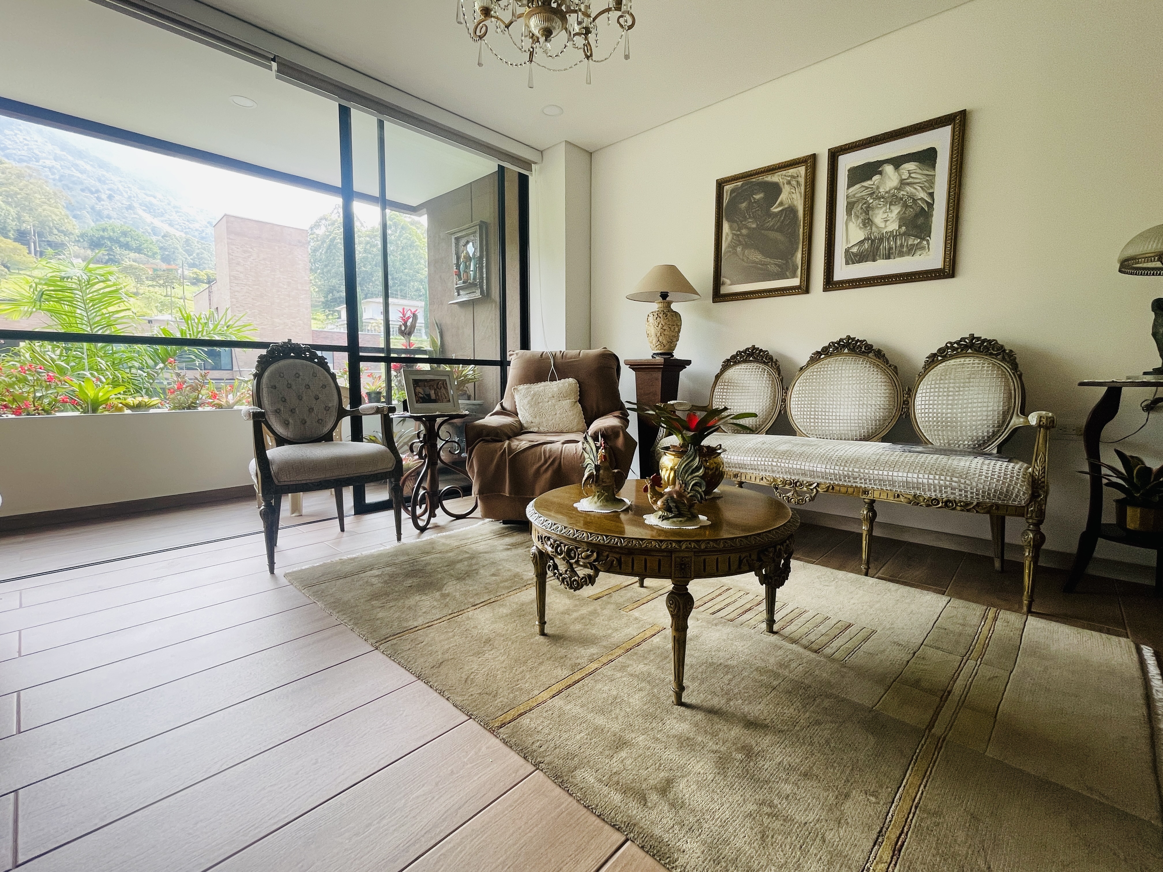 apartamento en venta en Seniors Club